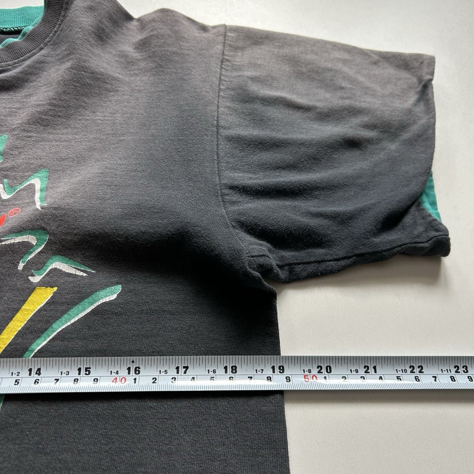 Vintage Vintage Snap On Racing T-Shirt Medium Sun Faded Black Cotton Size US M / EU 48-50 / 2 - 6 Thumbnail