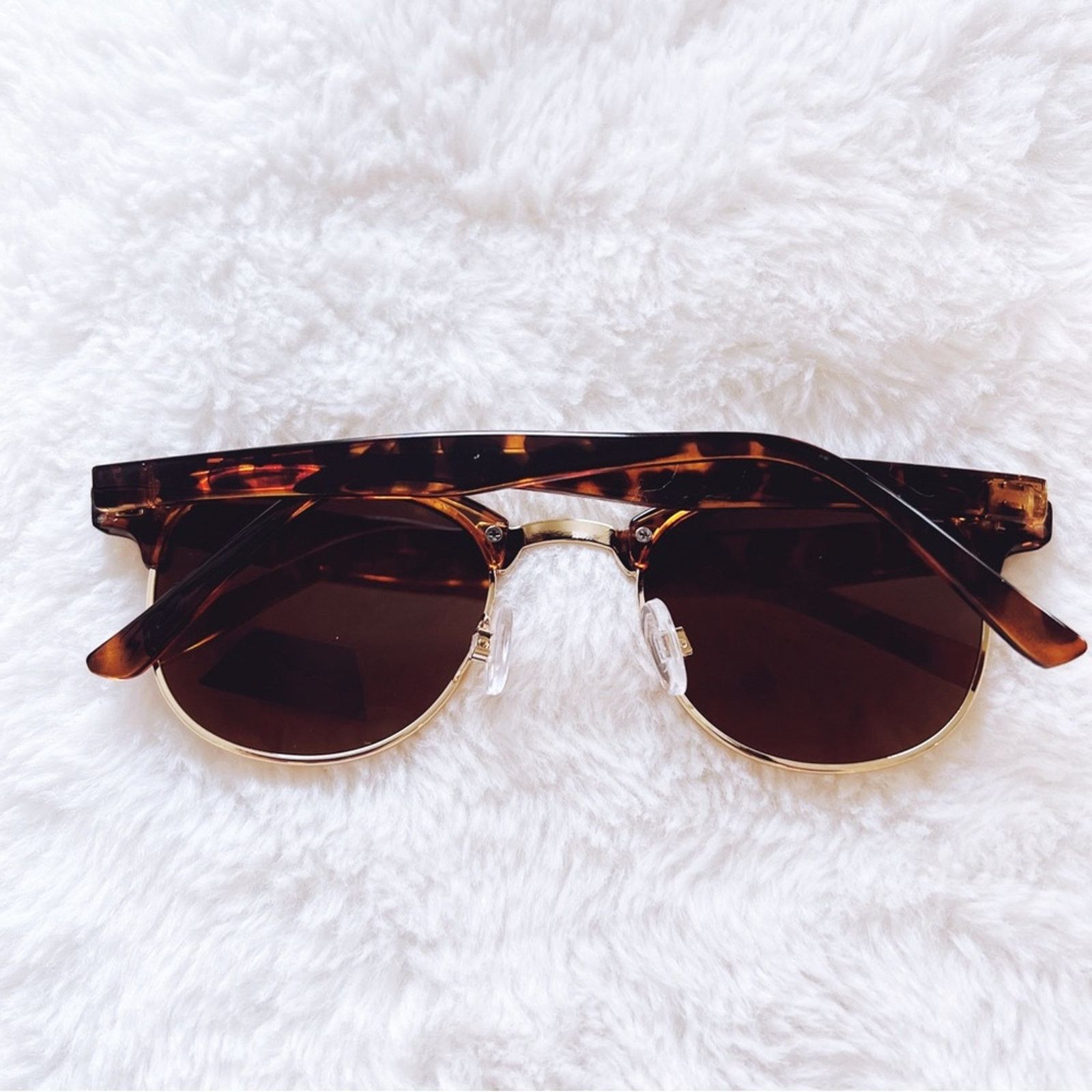 Other Theo Brown Sleek Modern Sunglasses Size ONE SIZE - 8 Thumbnail