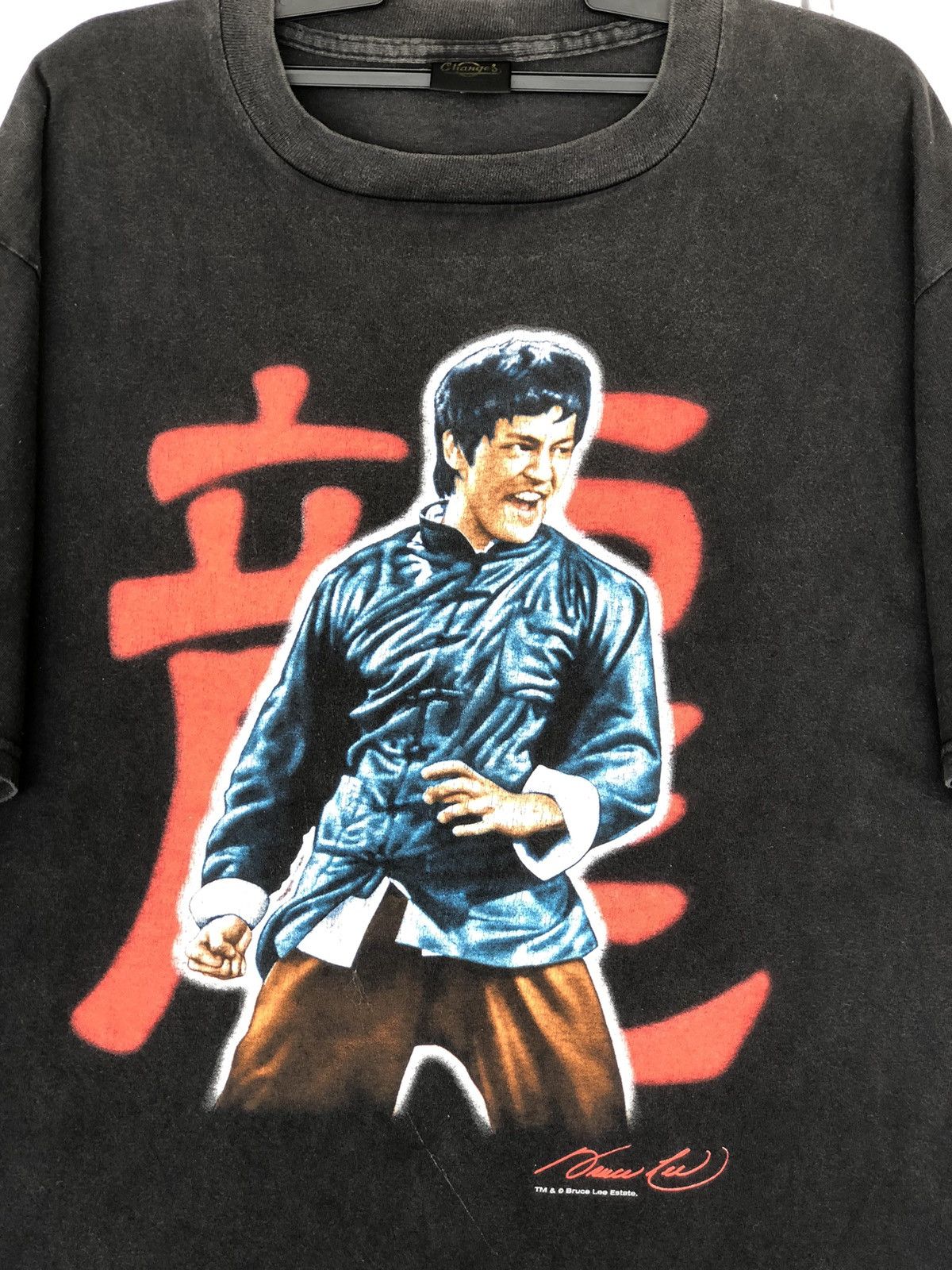 Vintage Vintage 90s BRUCE LEE Kung Fu Guru Tee Size US XL / EU 56 / 4 - 2 Thumbnail