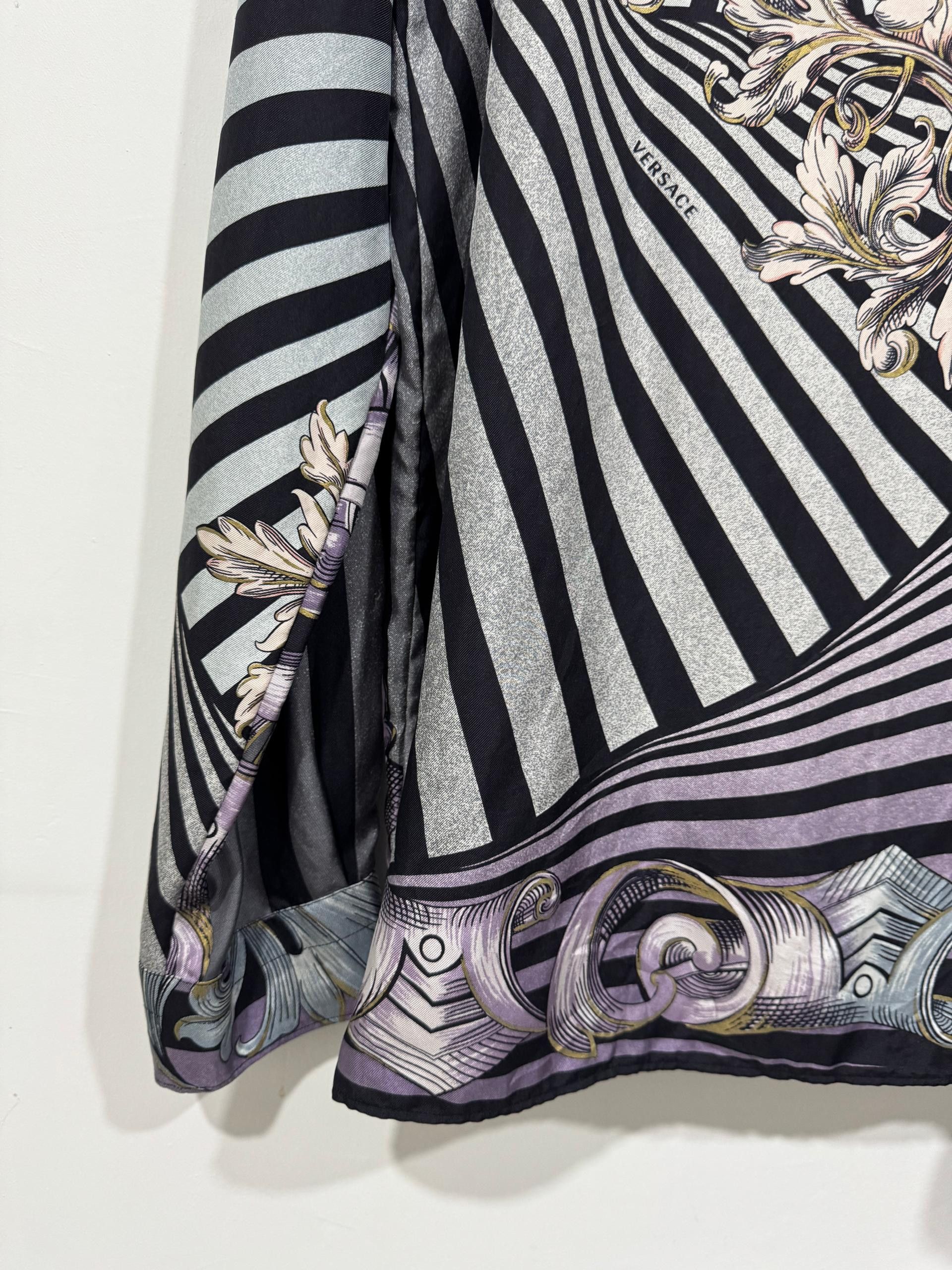 Versace Rare! Versace Baroque Printed Silk Regular Shirt Size US XL / EU 56 / 4 - 9 Thumbnail