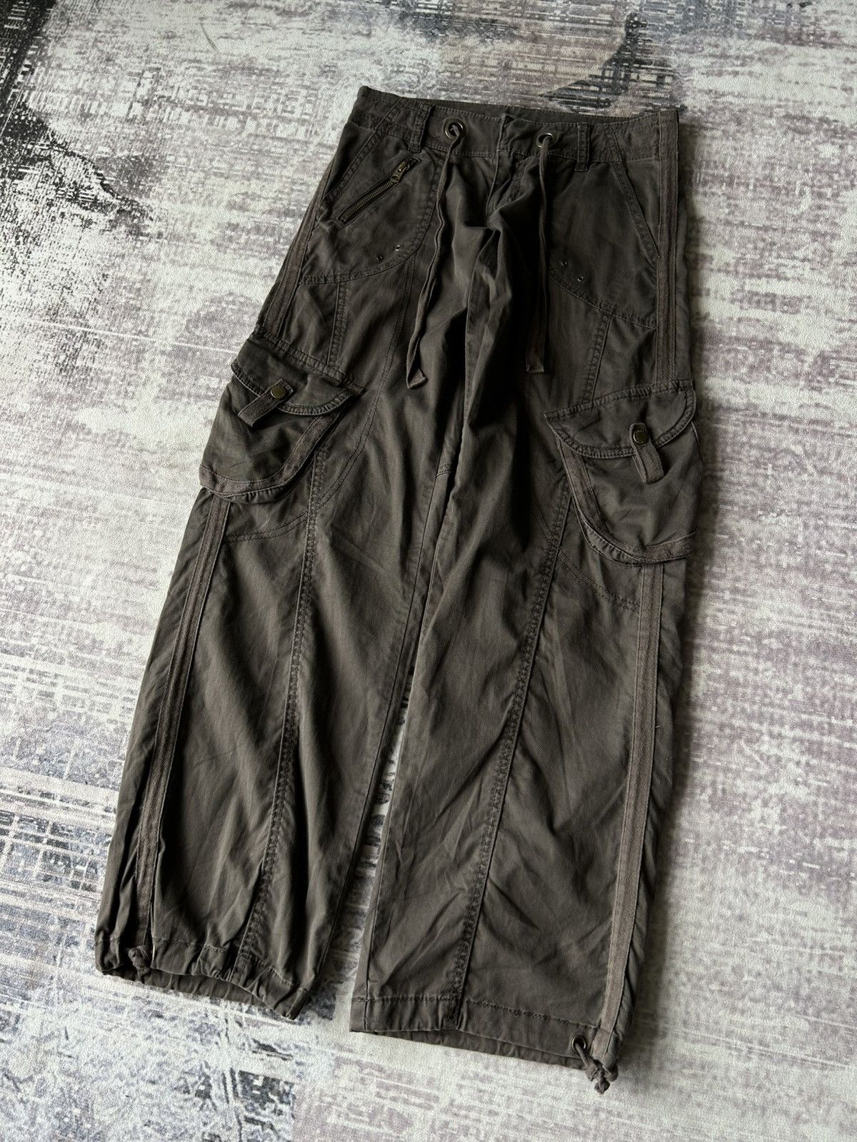 Armani Exchange Armani Exchange Cargo Pants Size 28" / US 6 / IT 42 - 3 Thumbnail