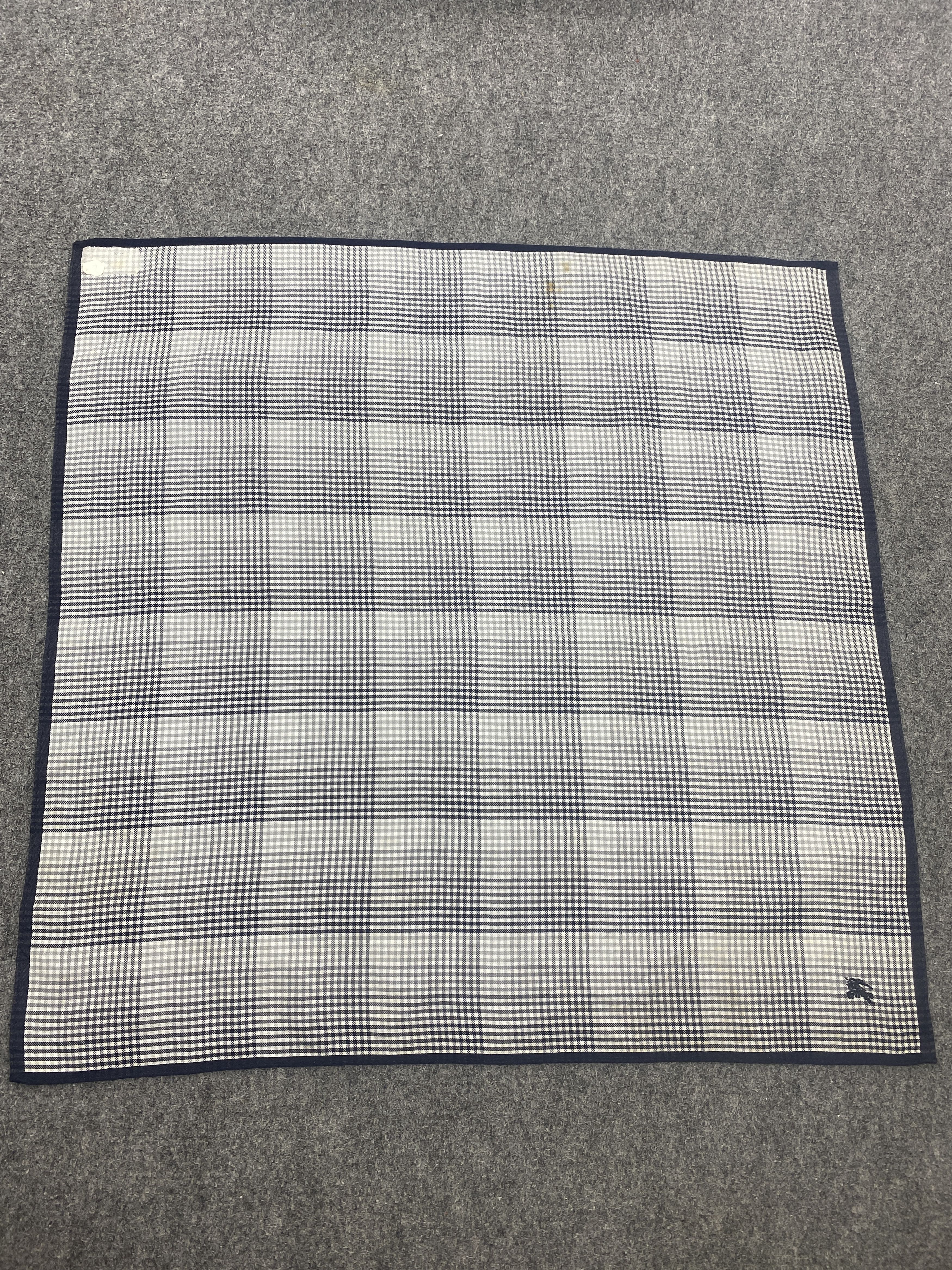 Burberry Vintage Burberry Handkerchief / Neckerchief HKC0998 Size ONE SIZE - 4 Thumbnail