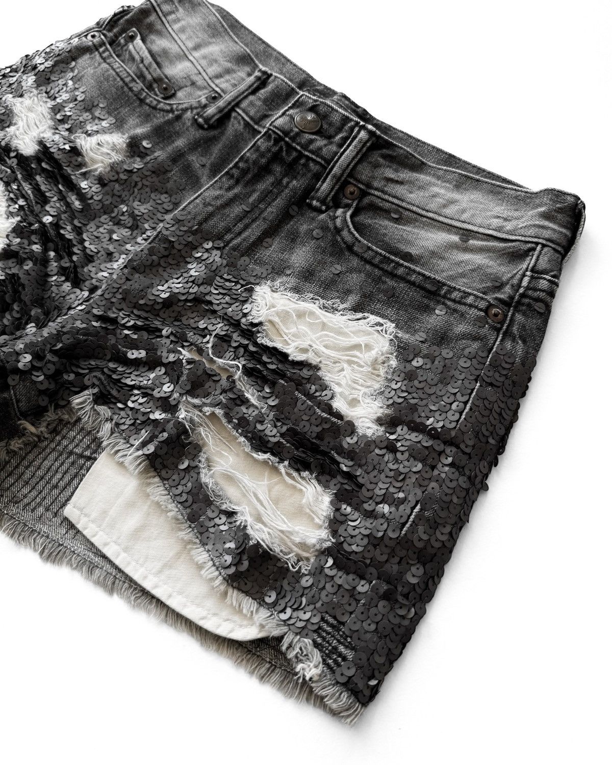 Maison MIHARA YASUHIRO MIHARAYASUHIRO DISTRESSED DENIM SHORTS Size US 29 - 11 Thumbnail