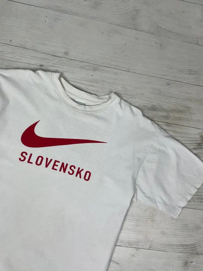 Nike Vintage Nike Slovensko T Shirt 90s Swoosh Football Soccer Size US M / EU 48-50 / 2 - 5 Thumbnail