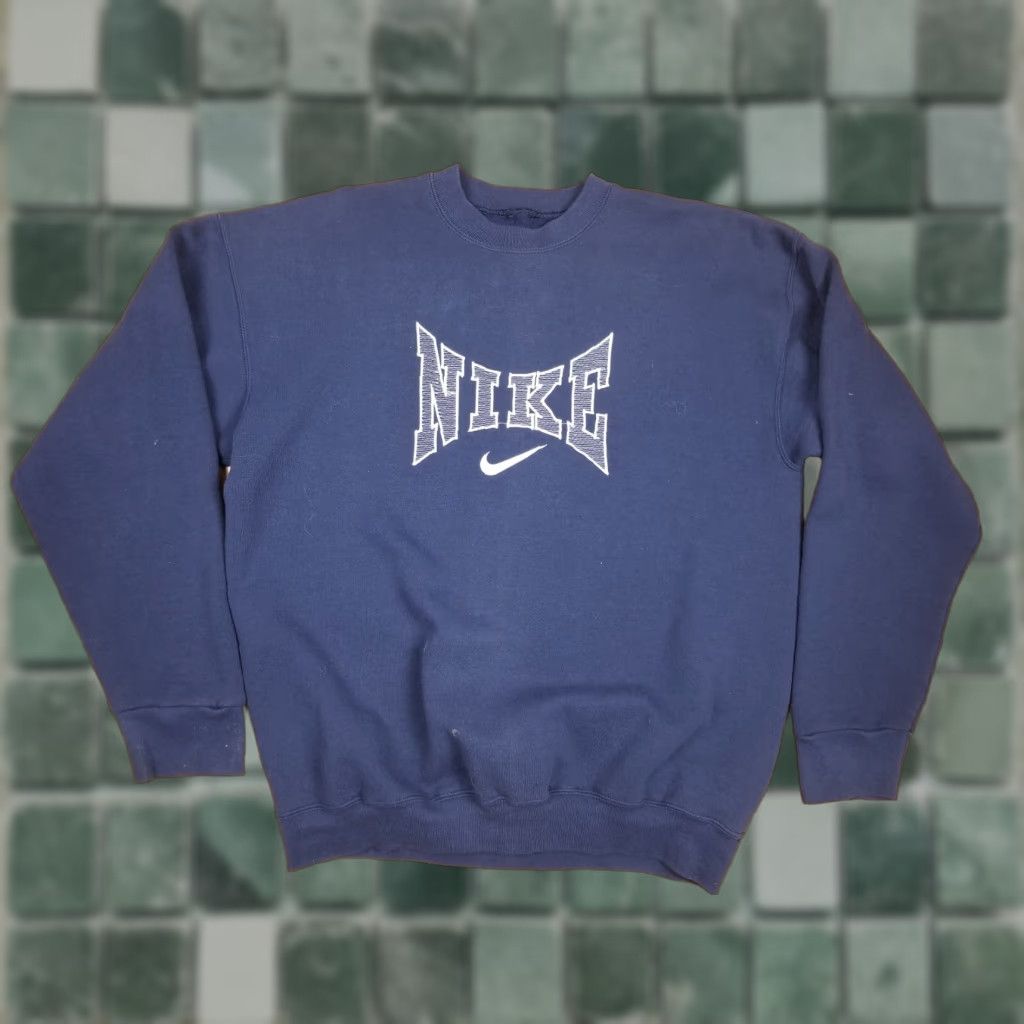 Nike VINTAGE Nike Sweatshirt 90's SPELL CENTER SWOOSH Navy XLARGE Shirt Mens blue fleece cotton pullover Size US XL / EU 56 / 4 - 1 Thumbnail