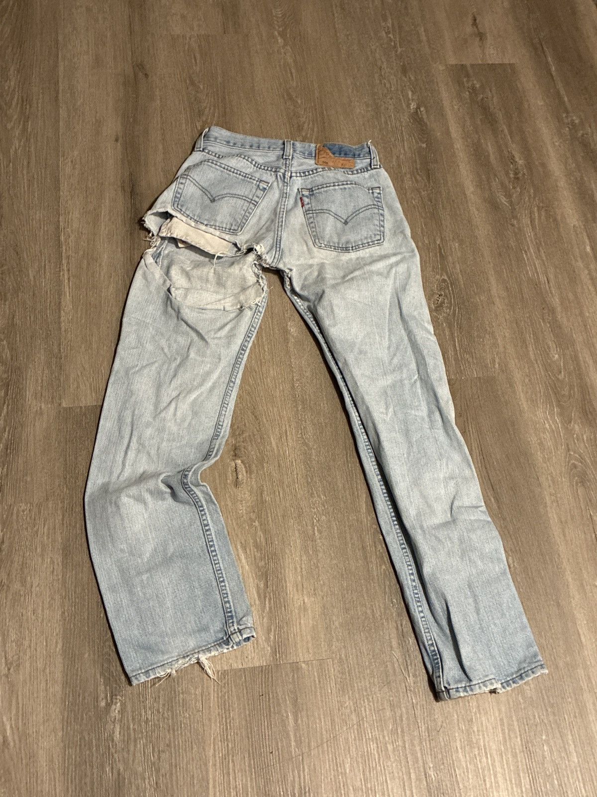 Levi's Levi's 501 Light Blue Ripped Denim Size 23" - 1 Thumbnail