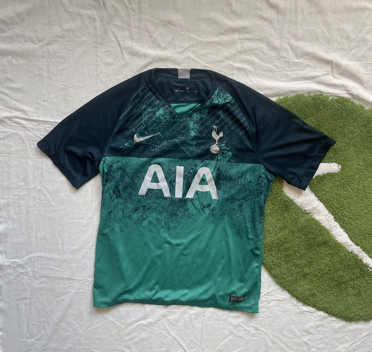 Nike Jersey Nike Tottenham 2018/19 Size US L / EU 52-54 / 3 - 1 Thumbnail