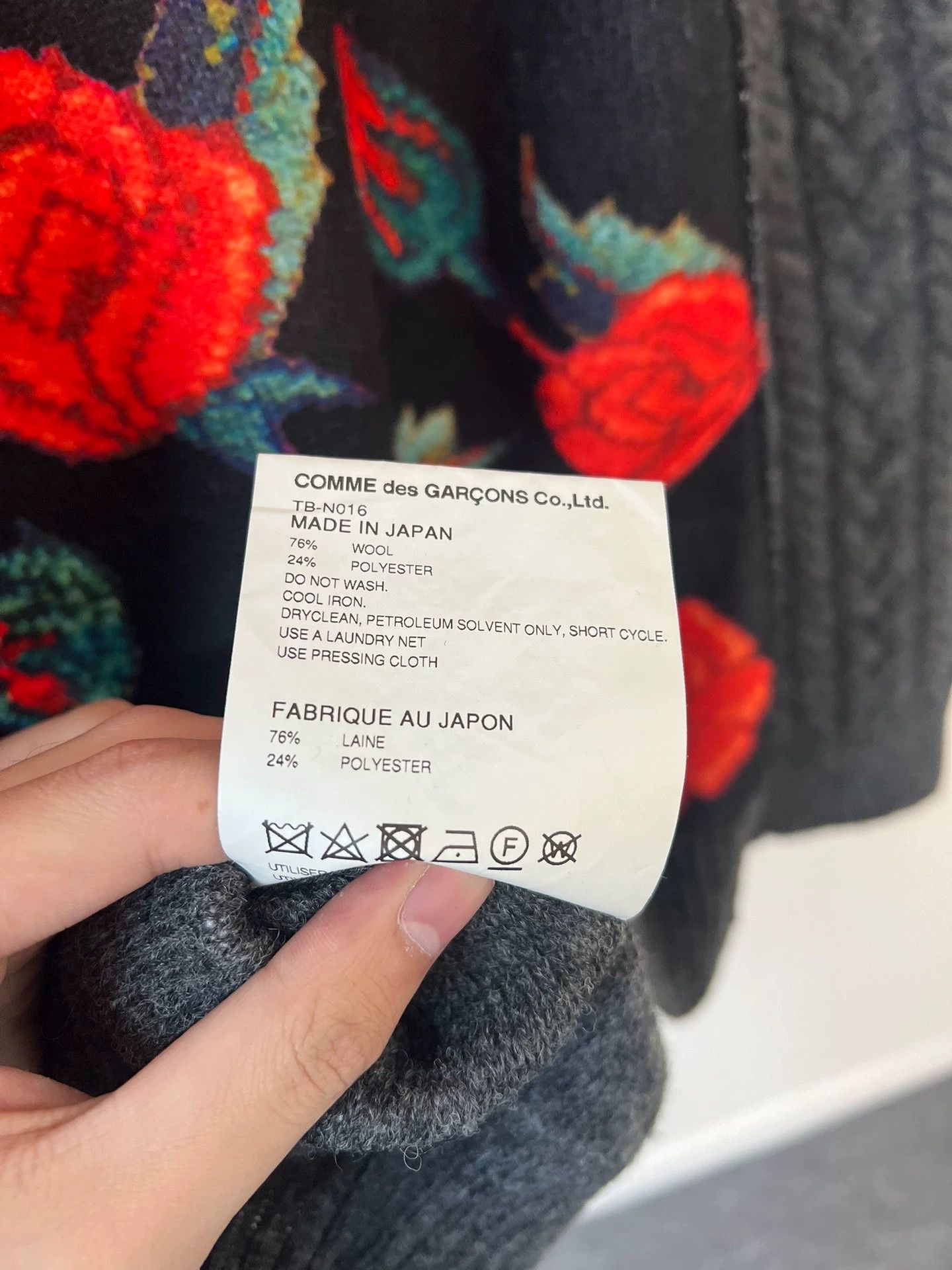 Comme des Garcons CDG Classic Floral Knit Sweater Size S / US 4 / IT 40 - 6 Thumbnail