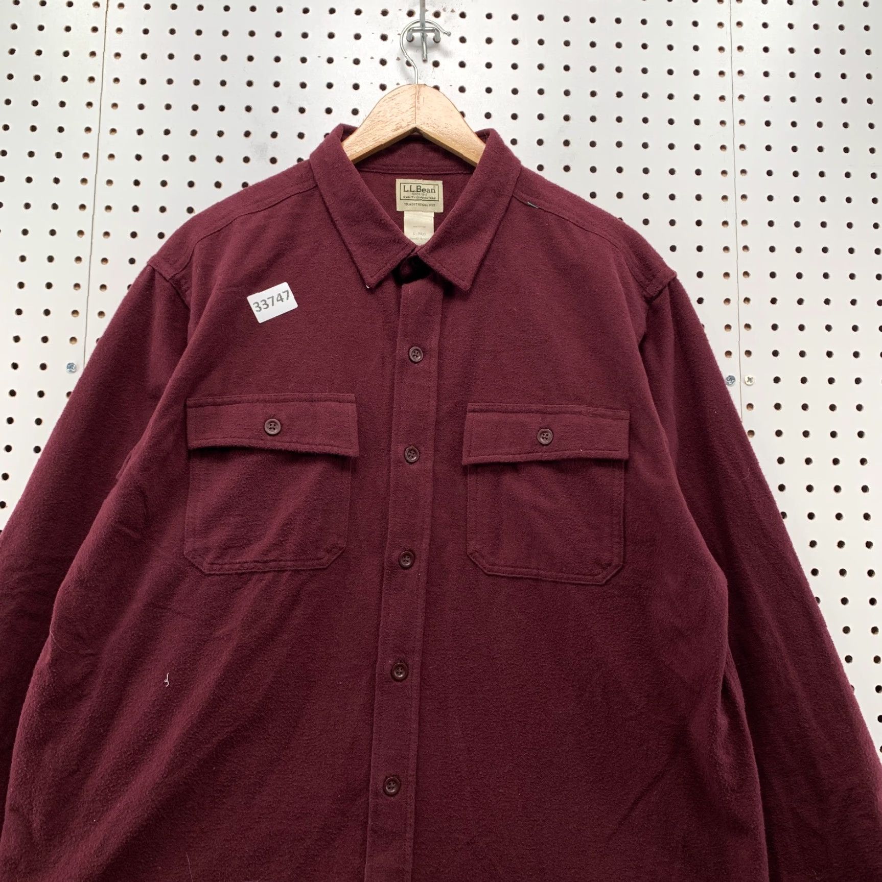 Vintage VINTAGE LL Bean Chamois Button Shirt Mens Large Burgundy Long Sleeve Pocket 23x32.5 Size US L / EU 52-54 / 3 - 6 Thumbnail