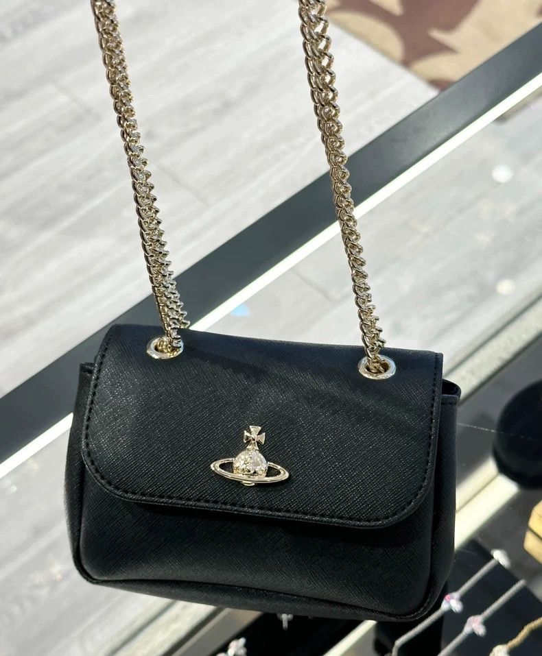 Vivienne Westwood Vivienne Westwood size os Earth Logo Snap-On Shoulder Bag w Size ONE SIZE - 3 Thumbnail