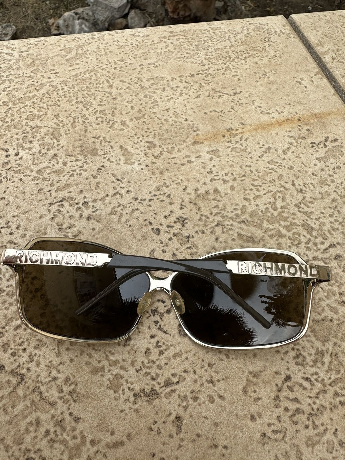 John Richmond John Richmond Sunglasses Gold JR 55704 Size ONE SIZE - 8 Thumbnail