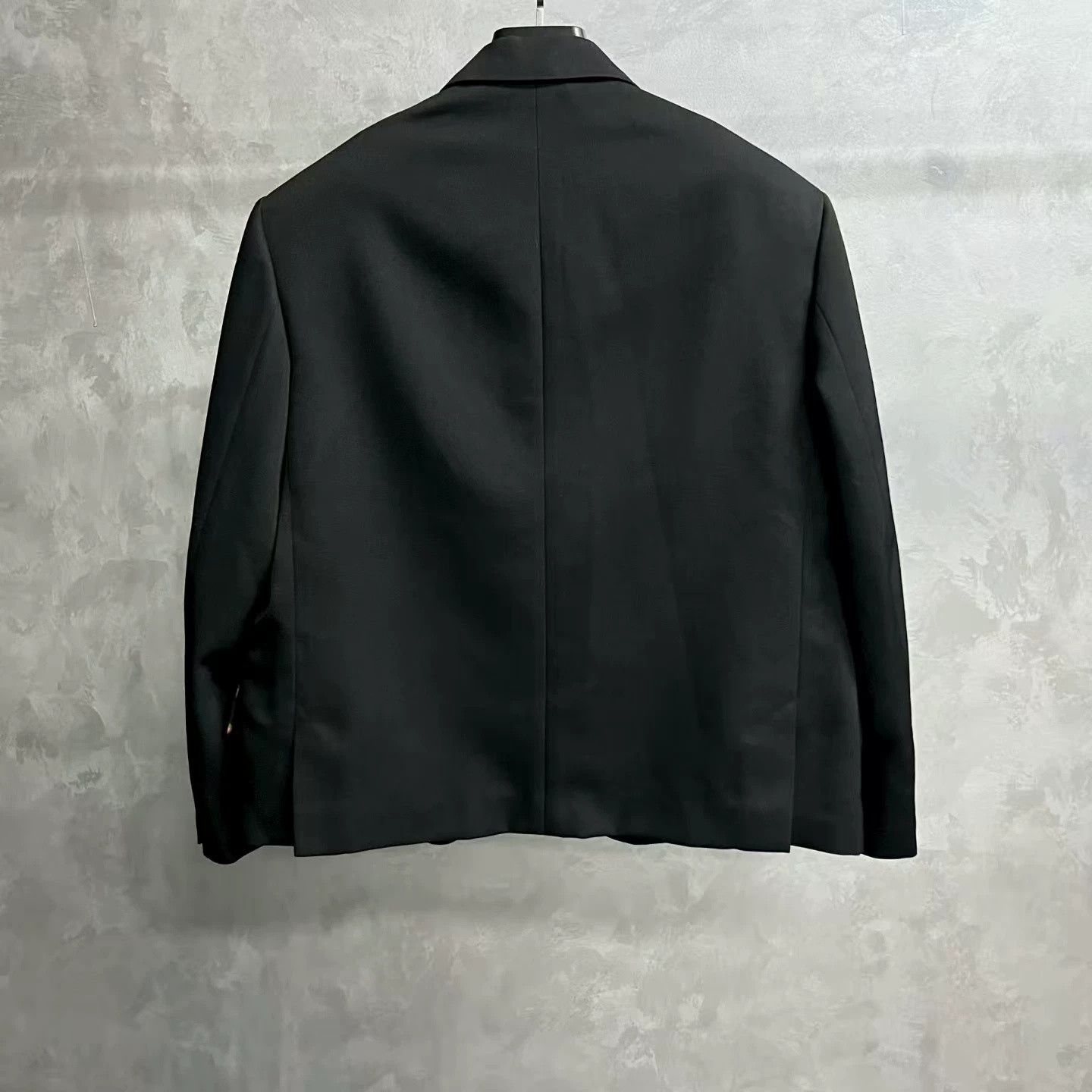 Louis Vuitton Louis Vuitton 2024 Black Logo Embroidery Blazer Size US M / EU 48-50 / 2 - 5 Thumbnail