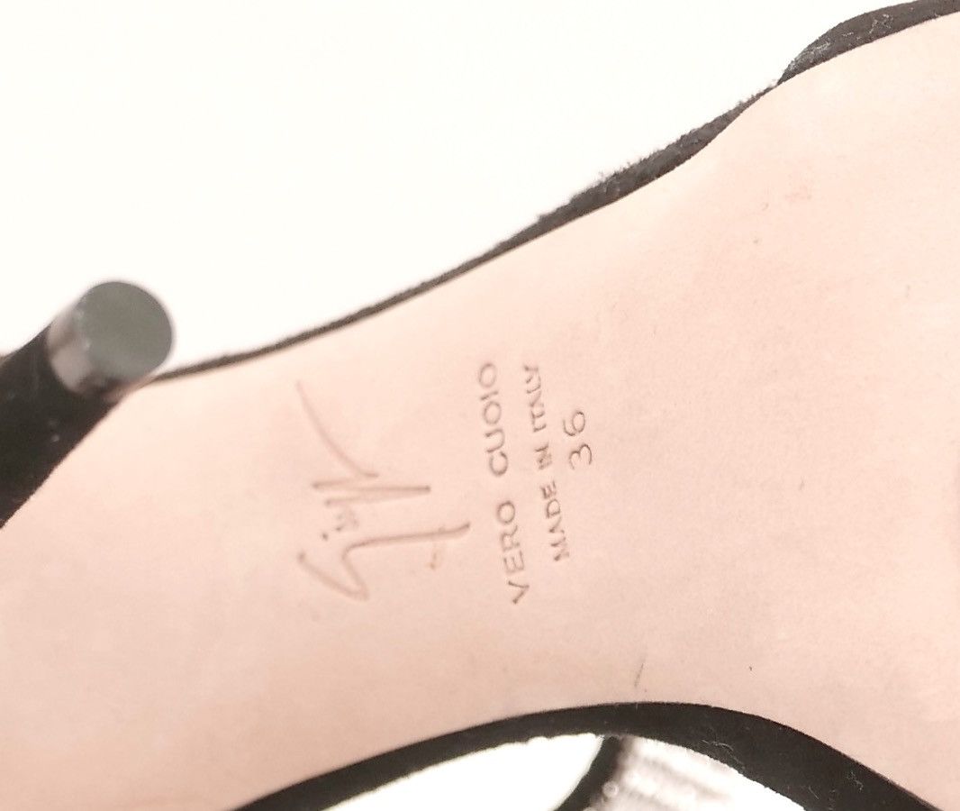 Giuseppe Zanotti Giuseppe Zanotti £1200 Crystal Cuff Sandals Heels Size US 6 / IT 36 - 6 Thumbnail