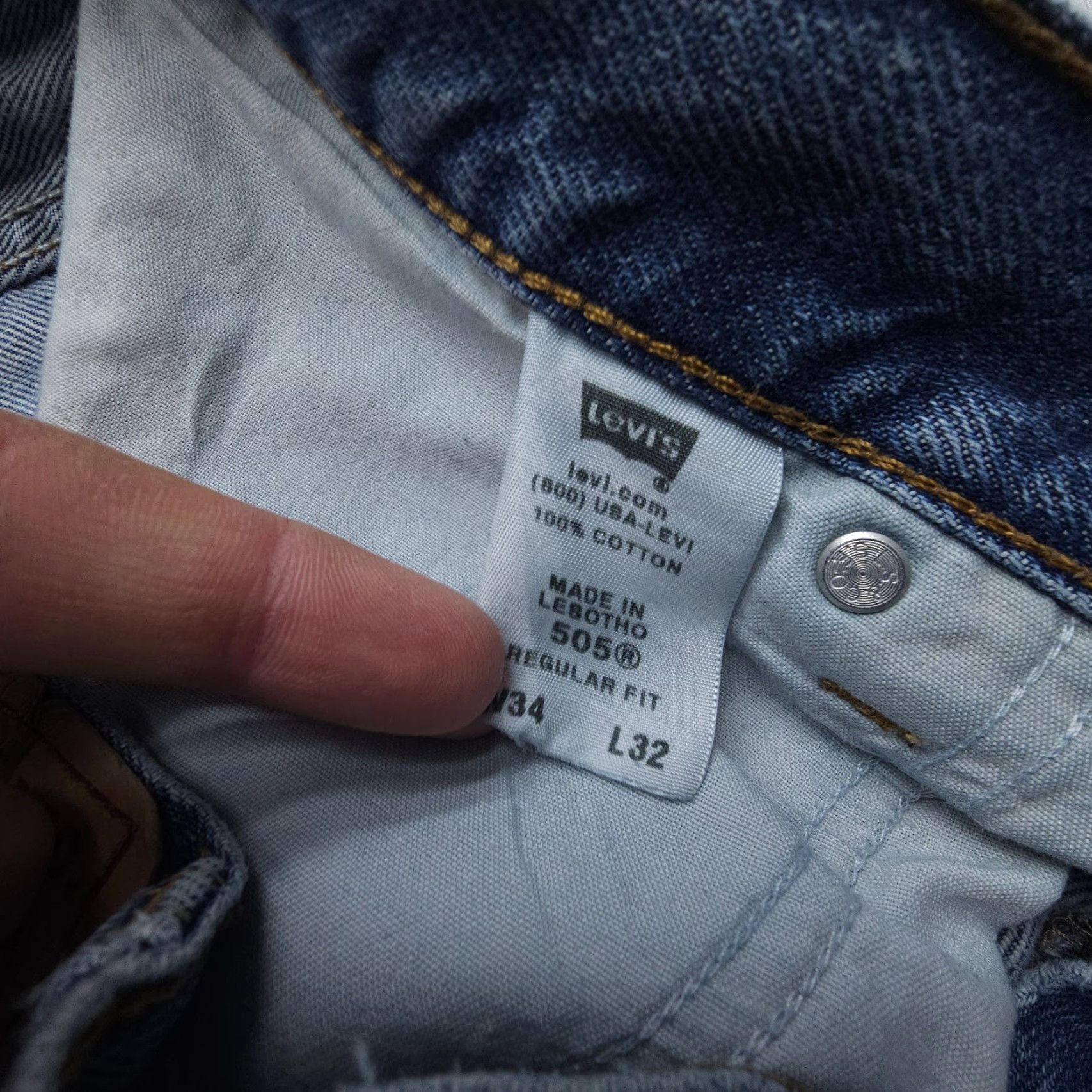 Levi's Levi's Jeans 505 Straight Leg Mens 34 x 30 Inseam Distressed Denim Blue 5-Pocket Regular Fit Vintage: No Size US 34 / EU 50 - 4 Thumbnail