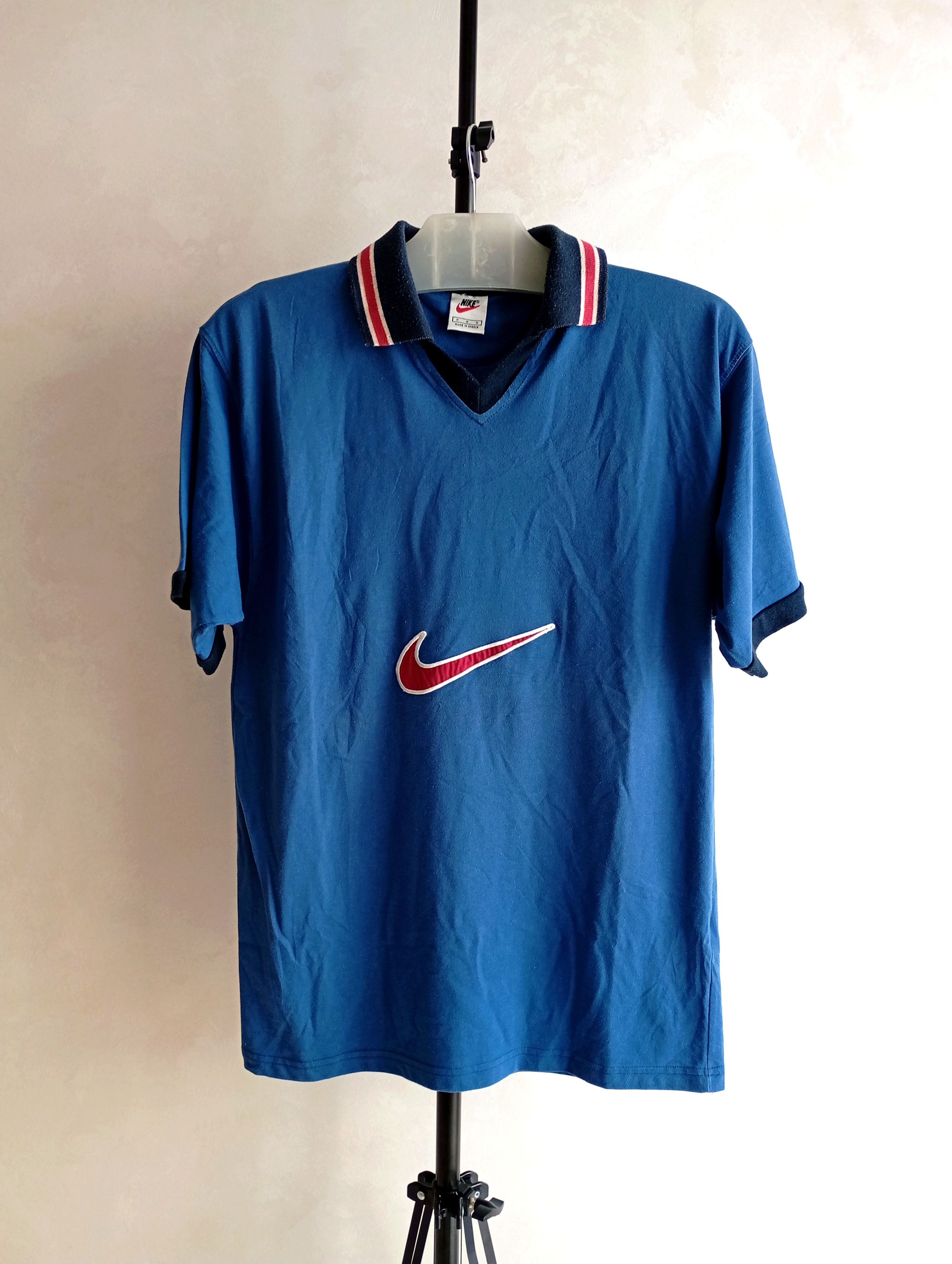 Nike × Vintage Nike Big Embroidered Logo Y2K Swoosh T-Shirt Size US M / EU 48-50 / 2 - 1 Thumbnail