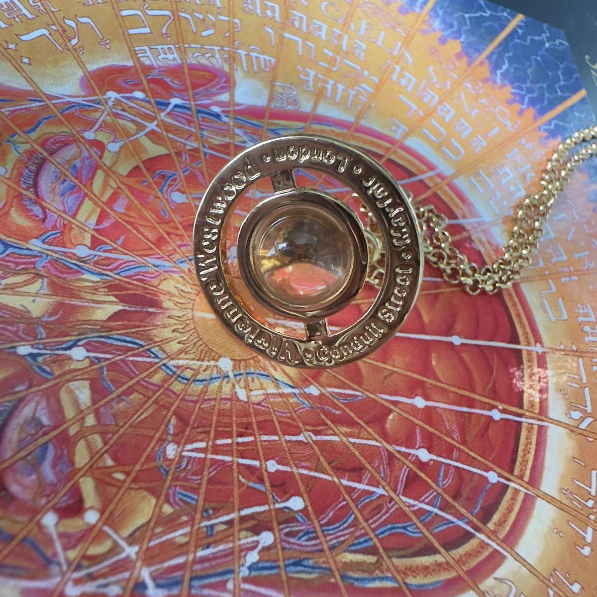 Vivienne Westwood Rare Vivienne Westwood Big 3D ORB Vintage First edition Size ONE SIZE - 2 Thumbnail