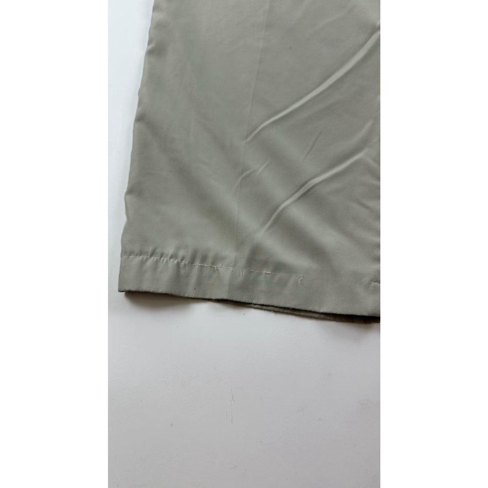 Vintage VINTAGE Columbia GRT Pants Men 35 x 28 Khaki Lightweight Pleated Golf Fishing Size US 35 - 6 Thumbnail