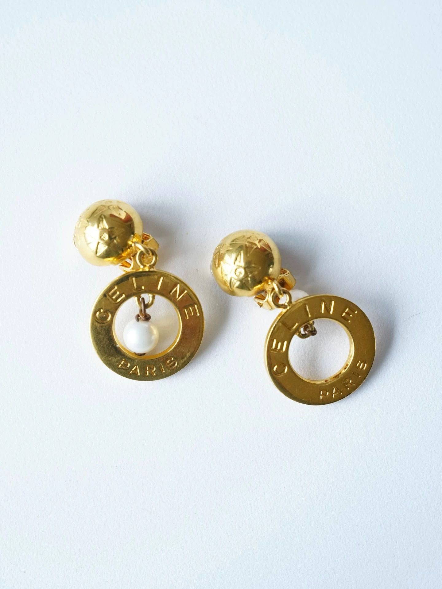 Celine Celine Vintage Celestial Gold Hoop Pearl Earclips Size ONE SIZE - 2 Thumbnail