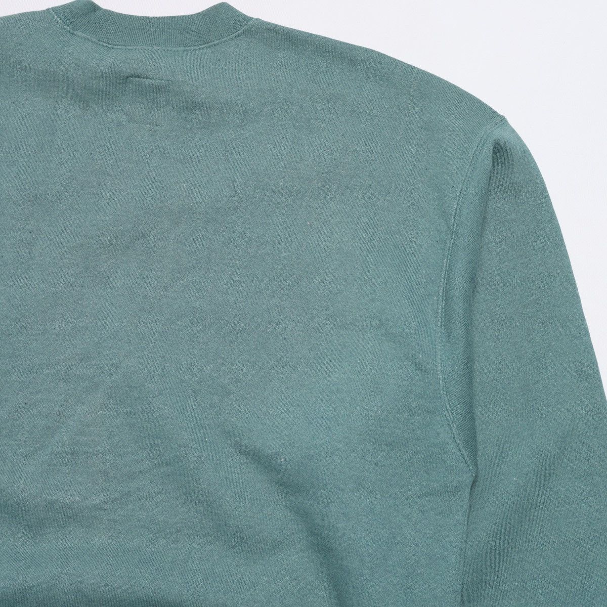 Nike Vintage Nike Embroidered Swoosh Logo Sweatshirt Size US L / EU 52-54 / 3 - 11 Thumbnail