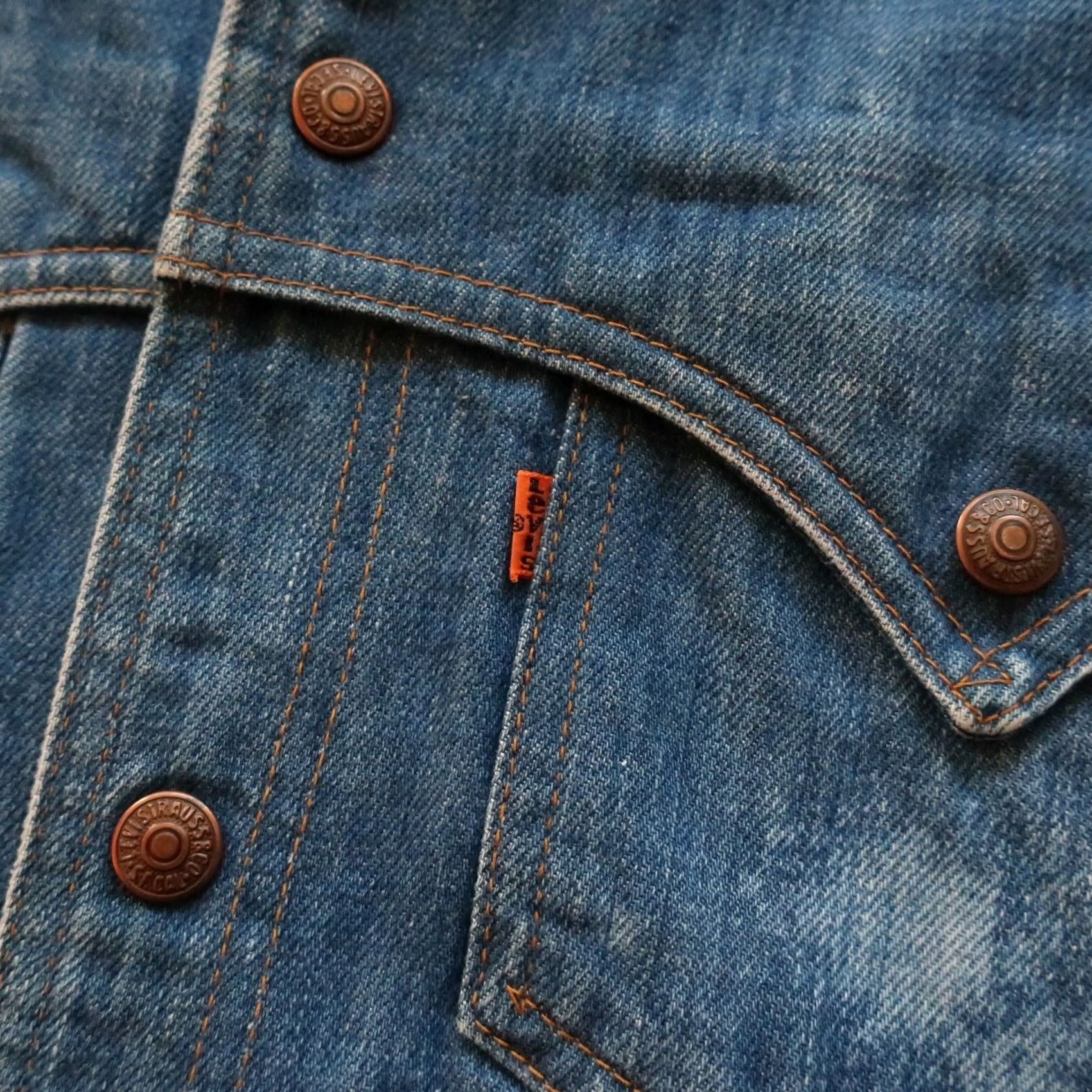 Levi's Vintage Levi's Denim Trucker Jean Jacket Vest 40 Light Wash Men Jacket USA 70509-0616 Size US 40 / EU 56 - 5 Thumbnail