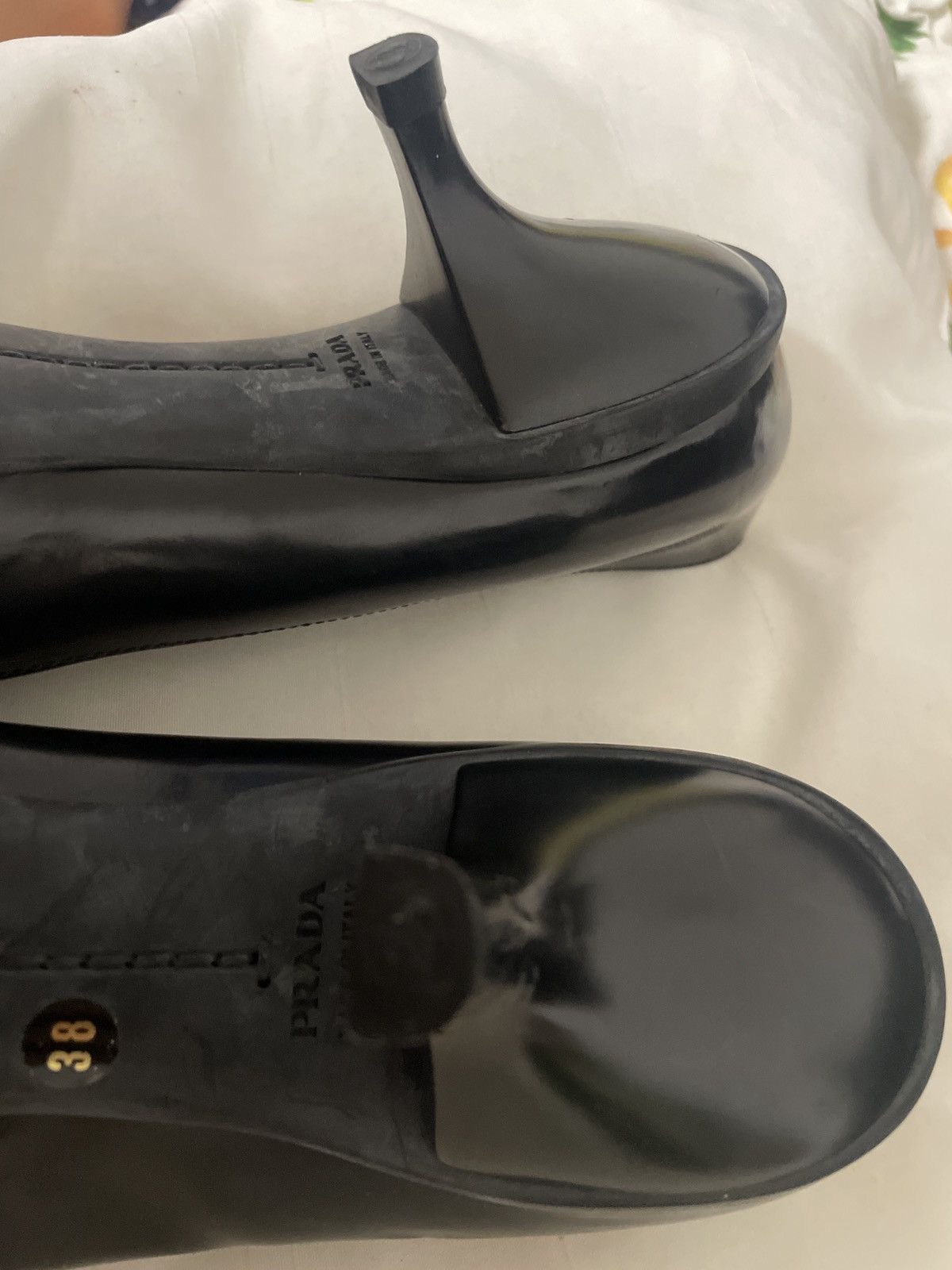 Prada vintage prada kitten heels Size US 7.5 / IT 37.5 - 3 Thumbnail
