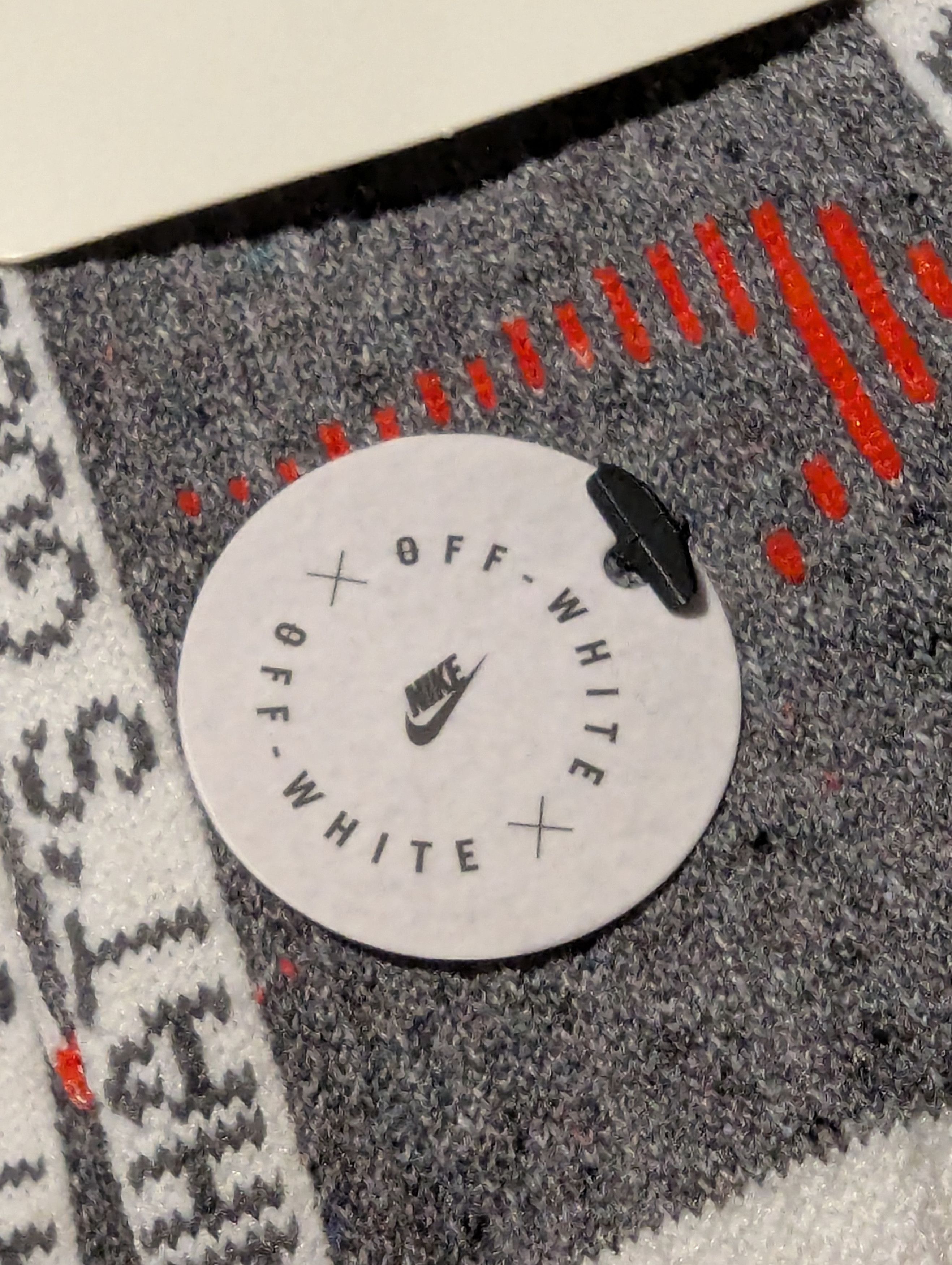 Nike × Off-White Nike X Off-White Socks CN5786-020 Size ONE SIZE - 7 Thumbnail