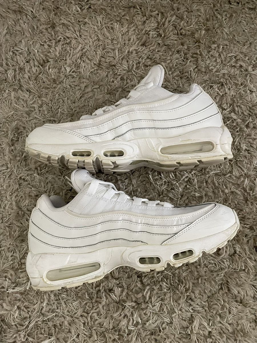 Nike Nike Air Max 95 Triple White Size US 11 / EU 44 - 3 Thumbnail