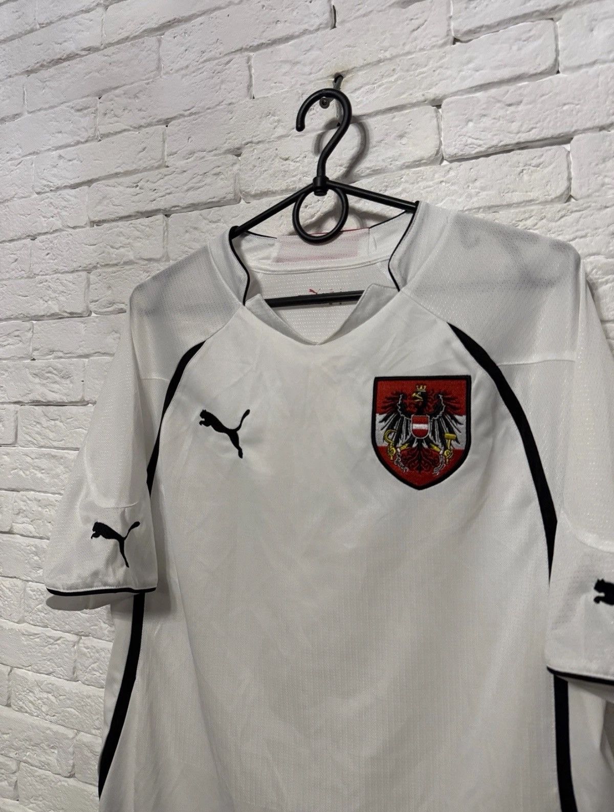 Puma Vintage Puma Austria 2010 Jersey Away Football Shirt Sz M Size US M / EU 48-50 / 2 - 2 Thumbnail