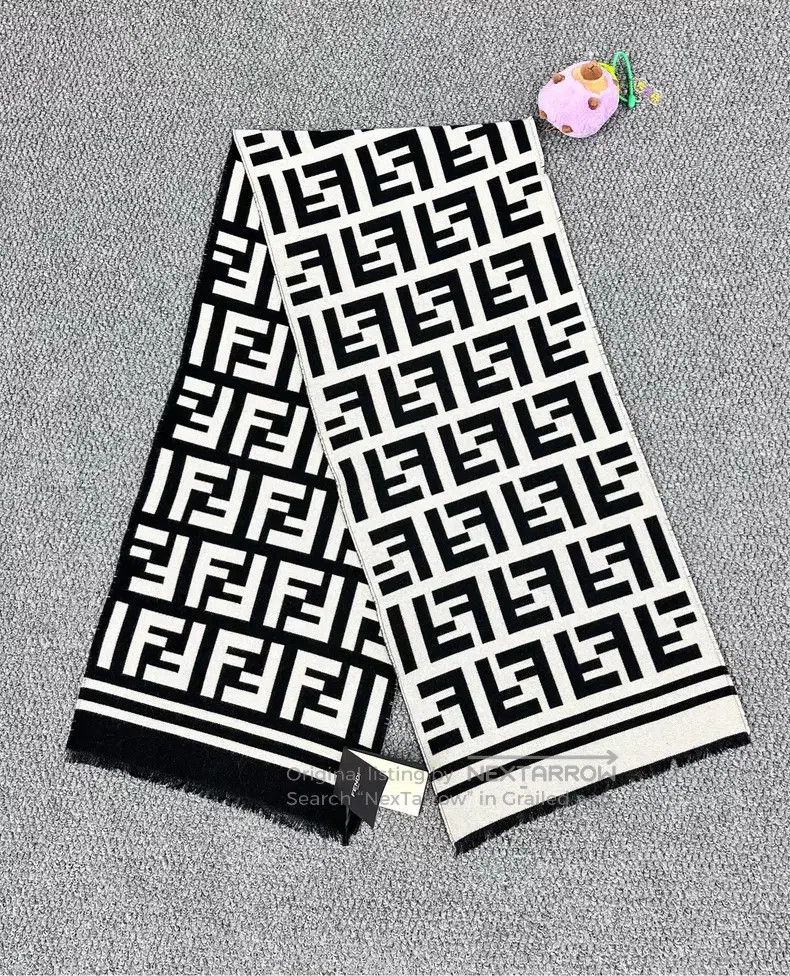 Fendi Fendi size 180*35 cm Black and White Two-Sided Monogram Log Size ONE SIZE - 1 Thumbnail