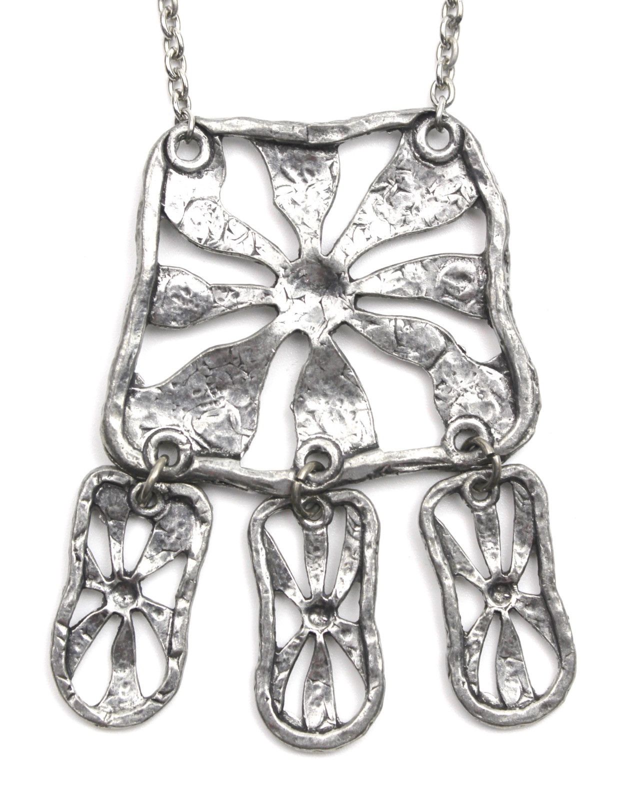 Hysteric Glamour 1970S JAPANESE MADE HAMMERED FLORAL PANEL DANGLE NECKLACE Size ONE SIZE - 4 Thumbnail