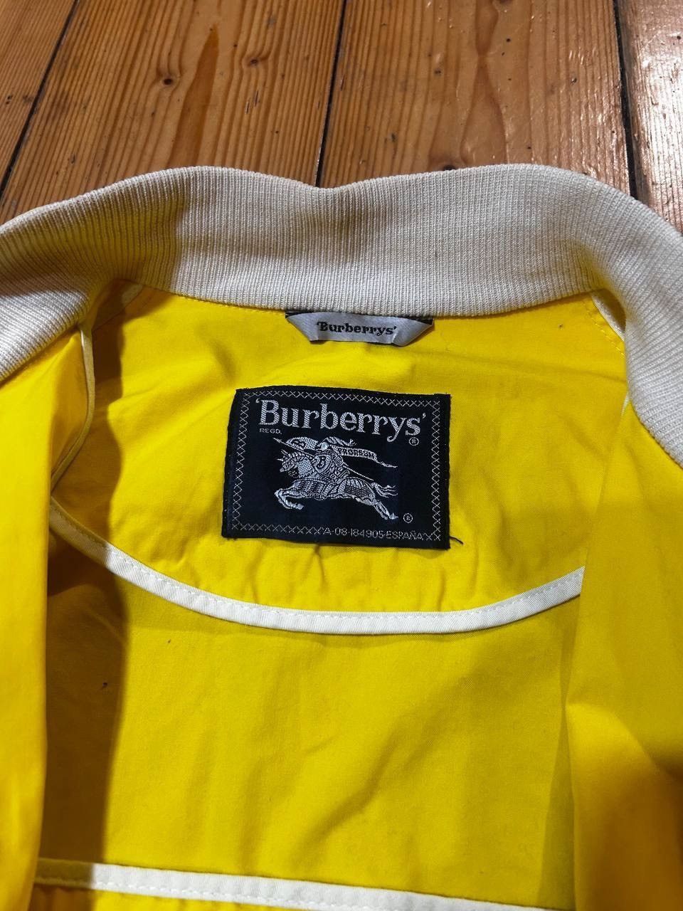 Burberry Burberrys Vintage Yellow Lightweight Jacket Nova Style Size US M / EU 48-50 / 2 - 5 Thumbnail