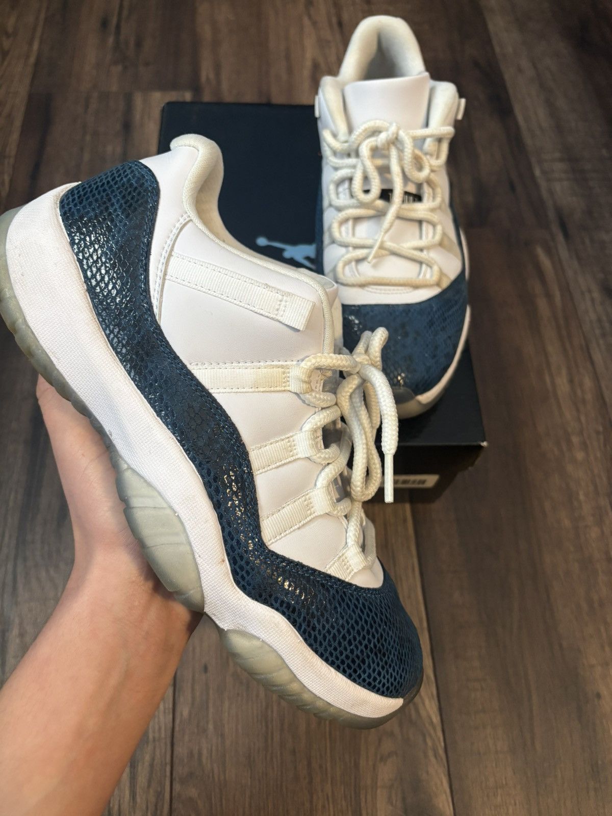 Jordan Brand Size 10 - Jordan 11 Low Navy Snakeskin 2019 Size US 10 / EU 43 - 2 Thumbnail