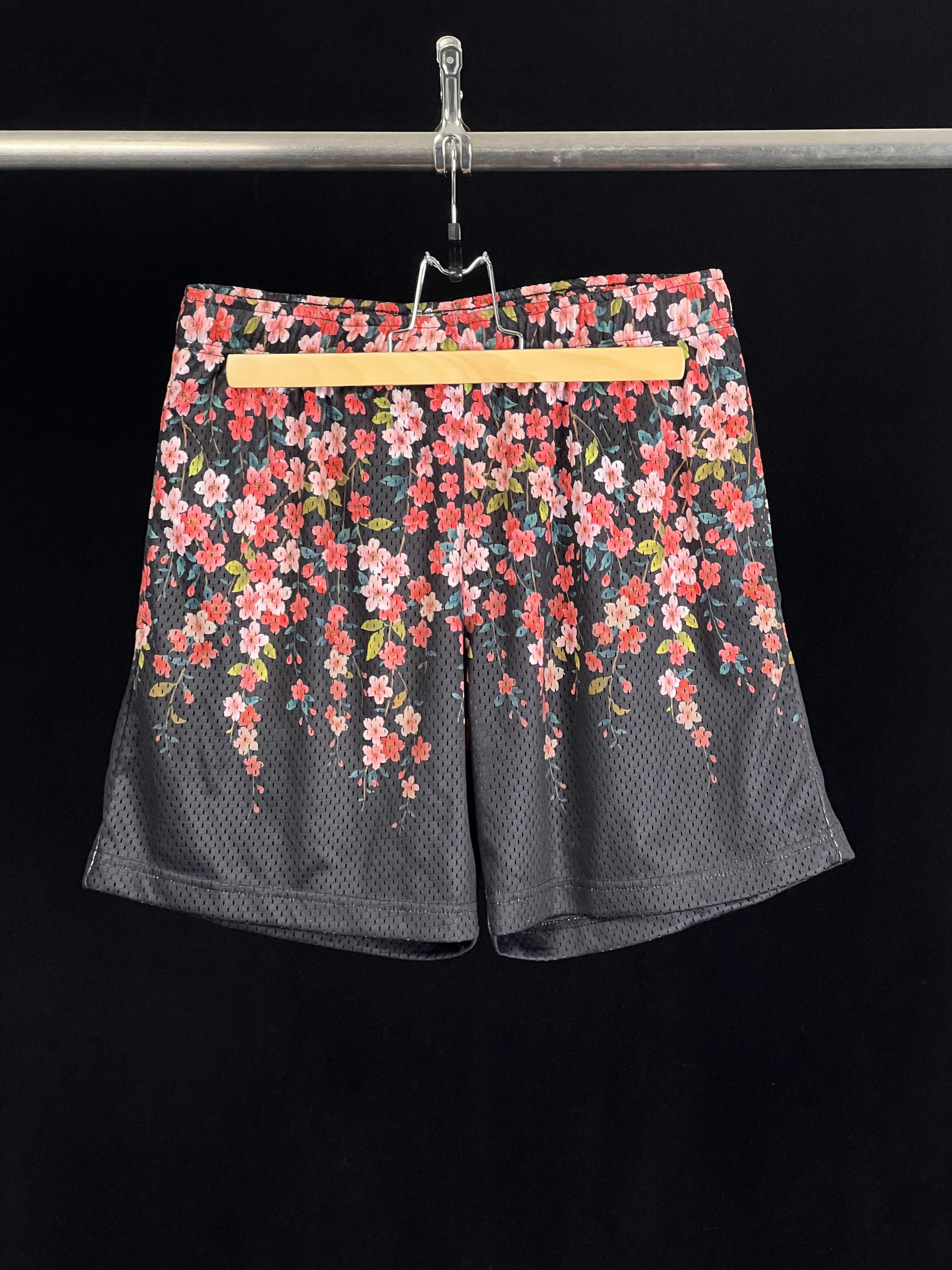 John Elliott Brand New 'Kabuki' Print Game Shorts Size US 28 / EU 44 - 1 Thumbnail