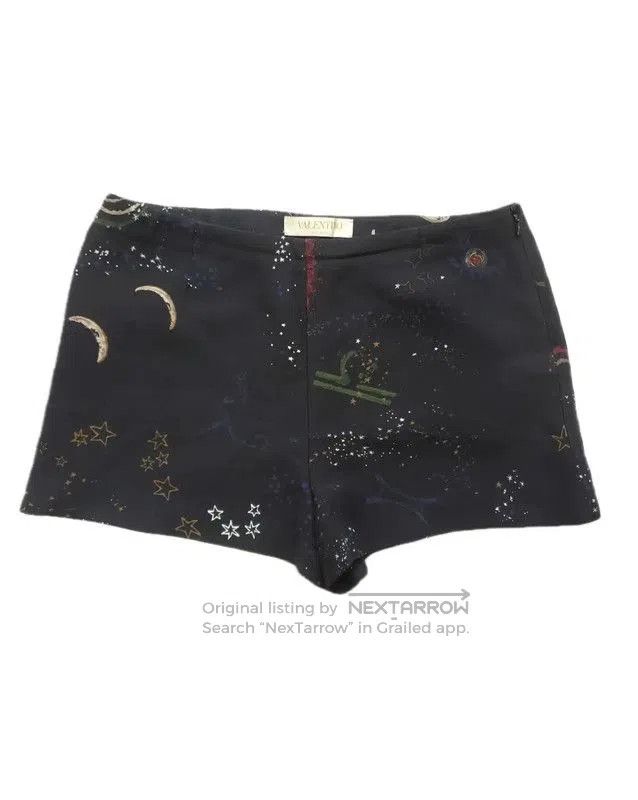 Valentino Valentino Black Printed Summer Women's Shorts . Size 30" / US 8 / IT 44 - 1 Thumbnail