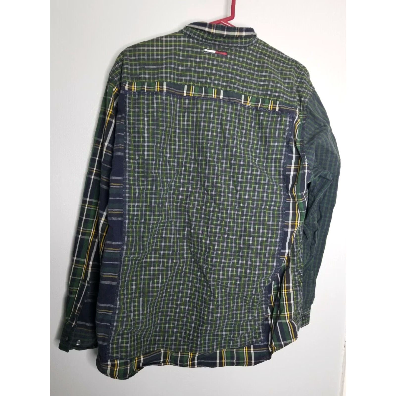 Tommy Hilfiger TOMMY HILFIGER Jeans SHIRT Mens L Long Sleeve Green Plaid Cut and Sew Vintage Size US L / EU 52-54 / 3 - 2 Thumbnail