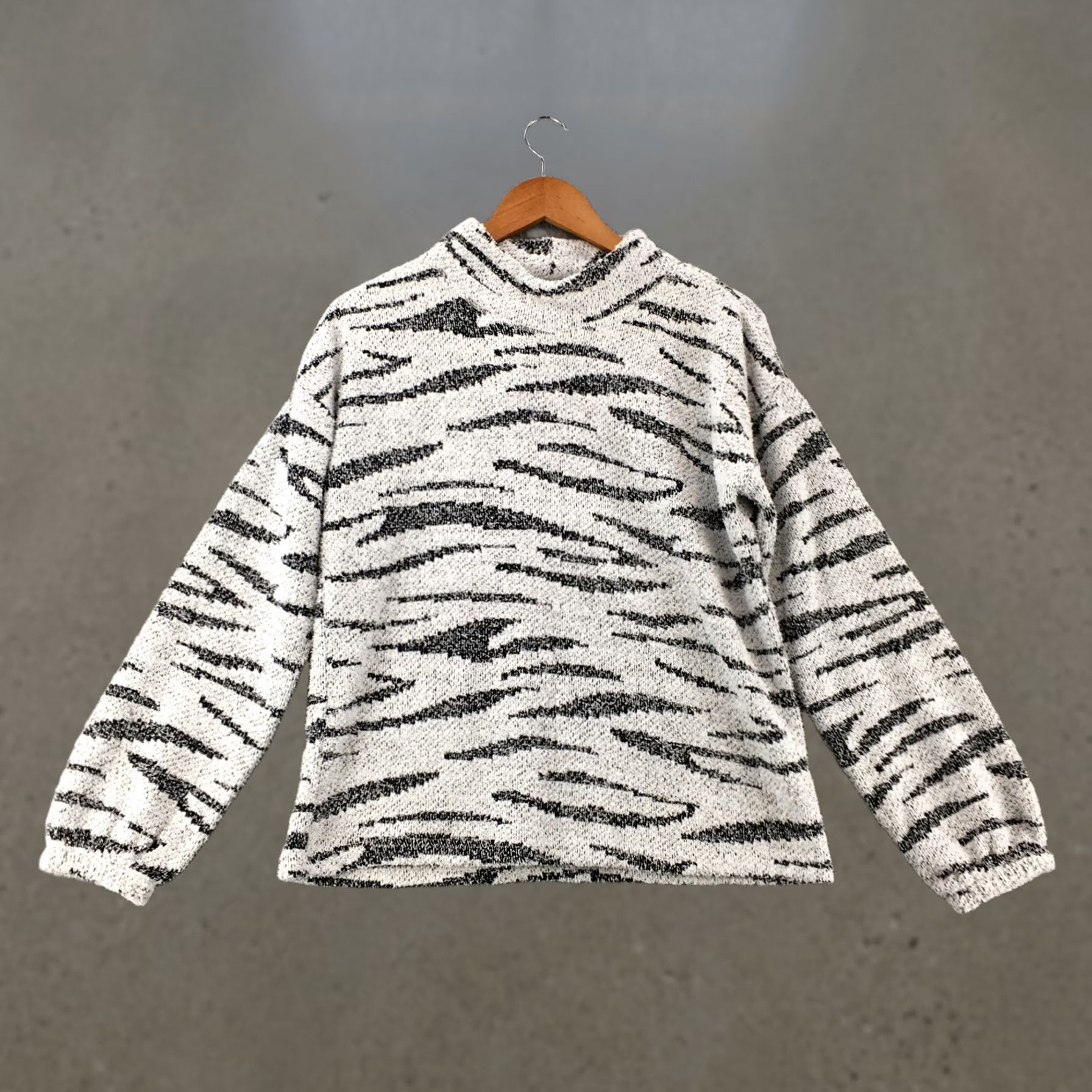 Vintage Maurices Mock Neck Sweater Top Womens M Grey Zebra Print Knitted NEW Size M / US 6-8 / IT 42-44 - 1 Thumbnail