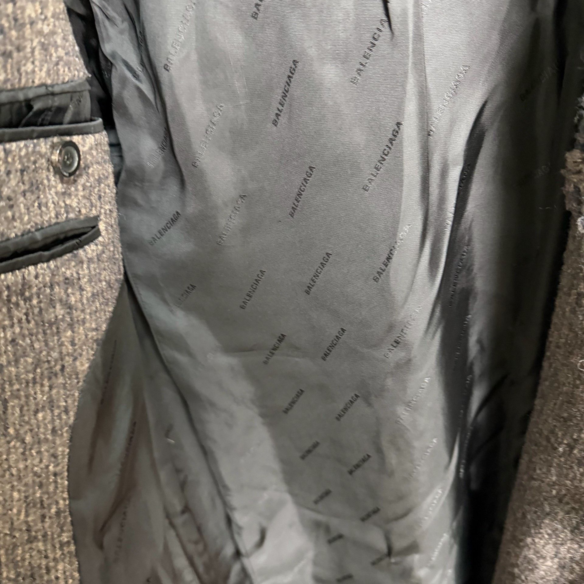 Balenciaga Balenciaga SS21 Destroyed Oversized Houndstooth Wool Coat Size US M / EU 48-50 / 2 - 6 Thumbnail