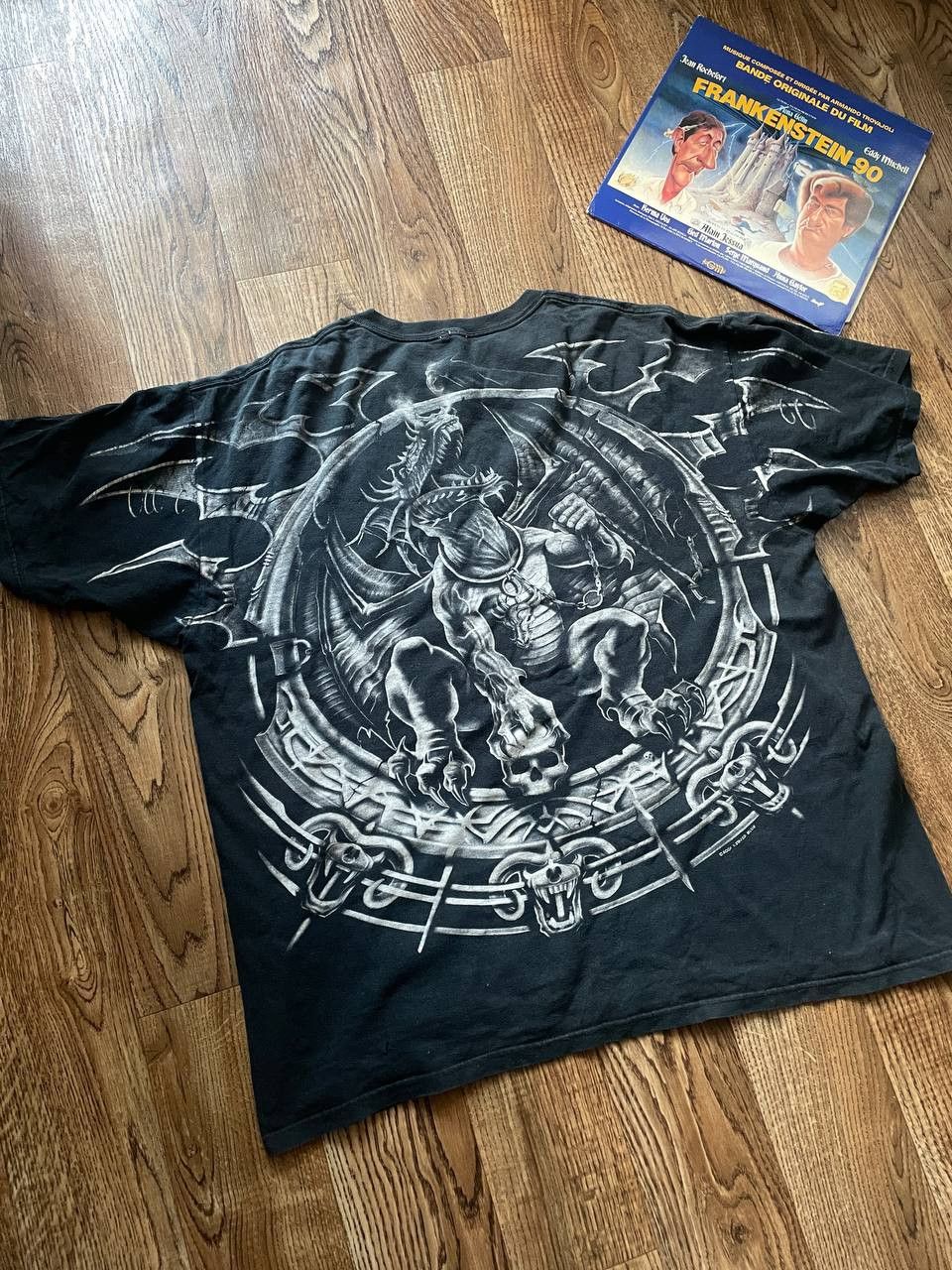 Liquid Blue vintage Liquid Blue t shirt Dragon like mosquitohea Size US XL / EU 56 / 4 - 5 Thumbnail