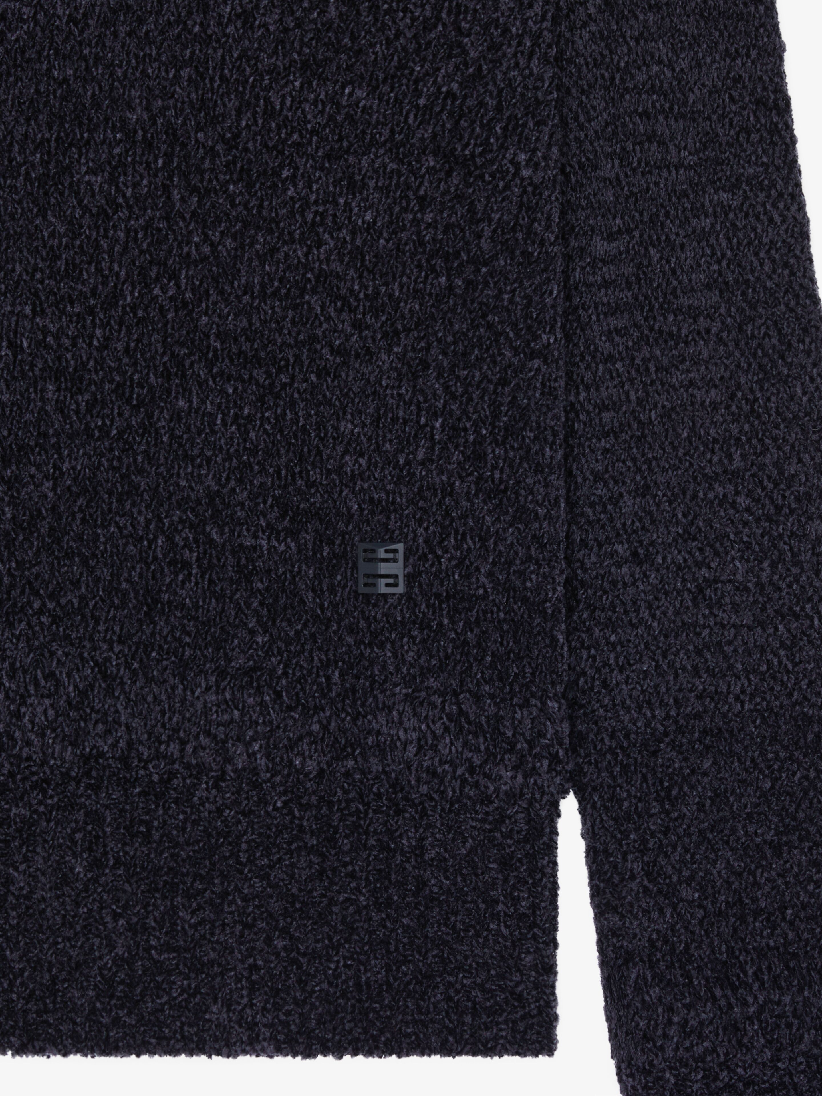 o1w1db10925 High Neck Sweater in Blue