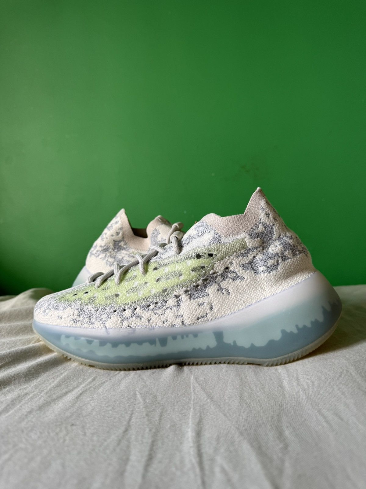 Yeezy 380 Alien Green Adidas Yeezy Boost 380 Alien Blue 2021