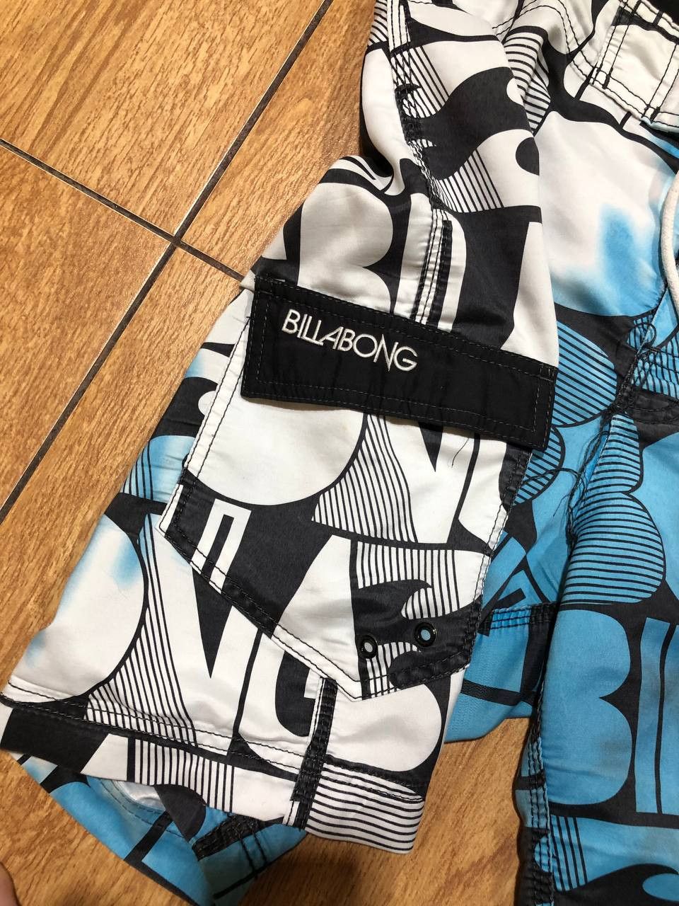 Billabong Billabong Swimwear Shorts Size 34 Casual Big Print Size US 34 / EU 50 - 5 Thumbnail