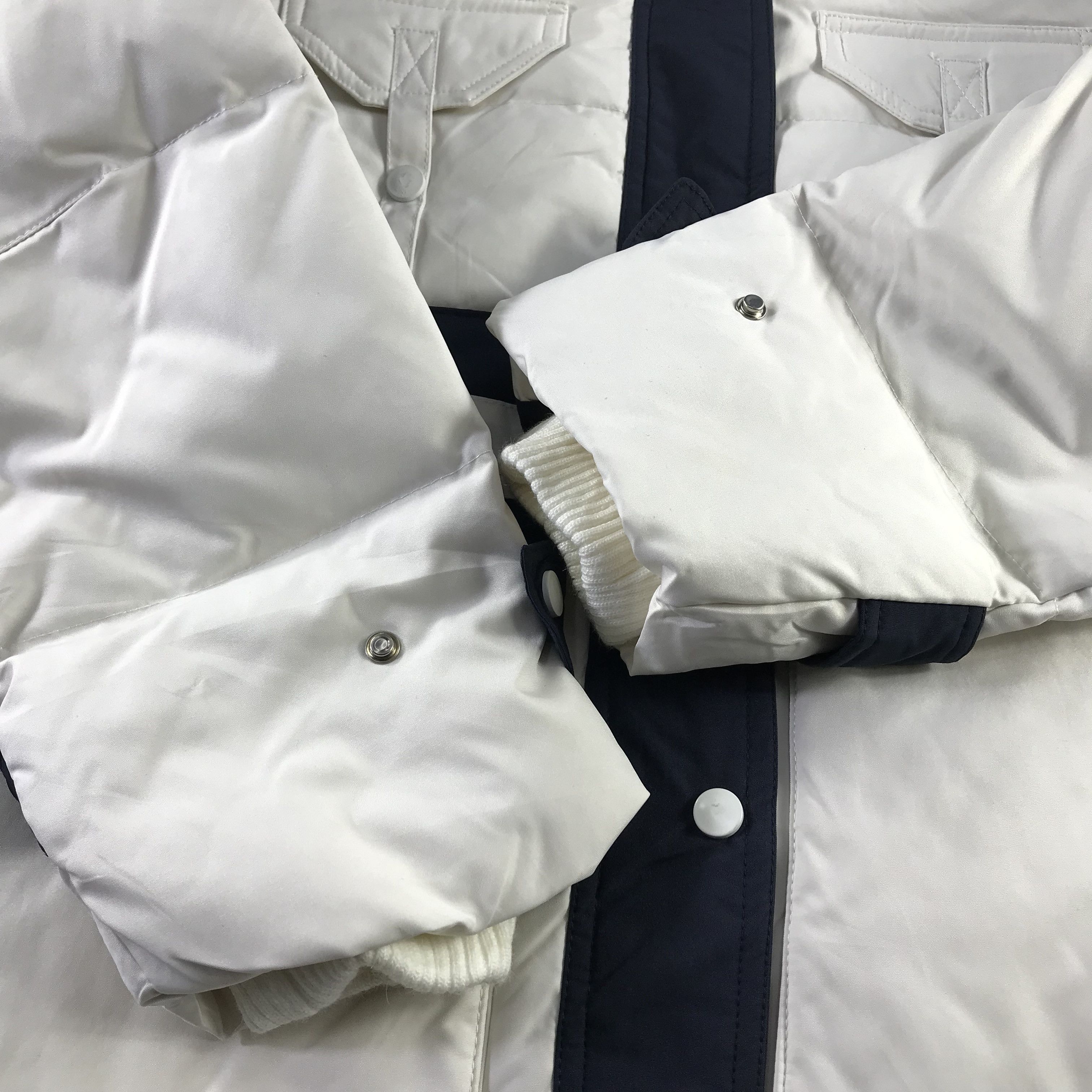 Japanese Brand Vintage Japanese Brand Puffer Windbreaker Jacket Size US M / EU 48-50 / 2 - 4 Thumbnail