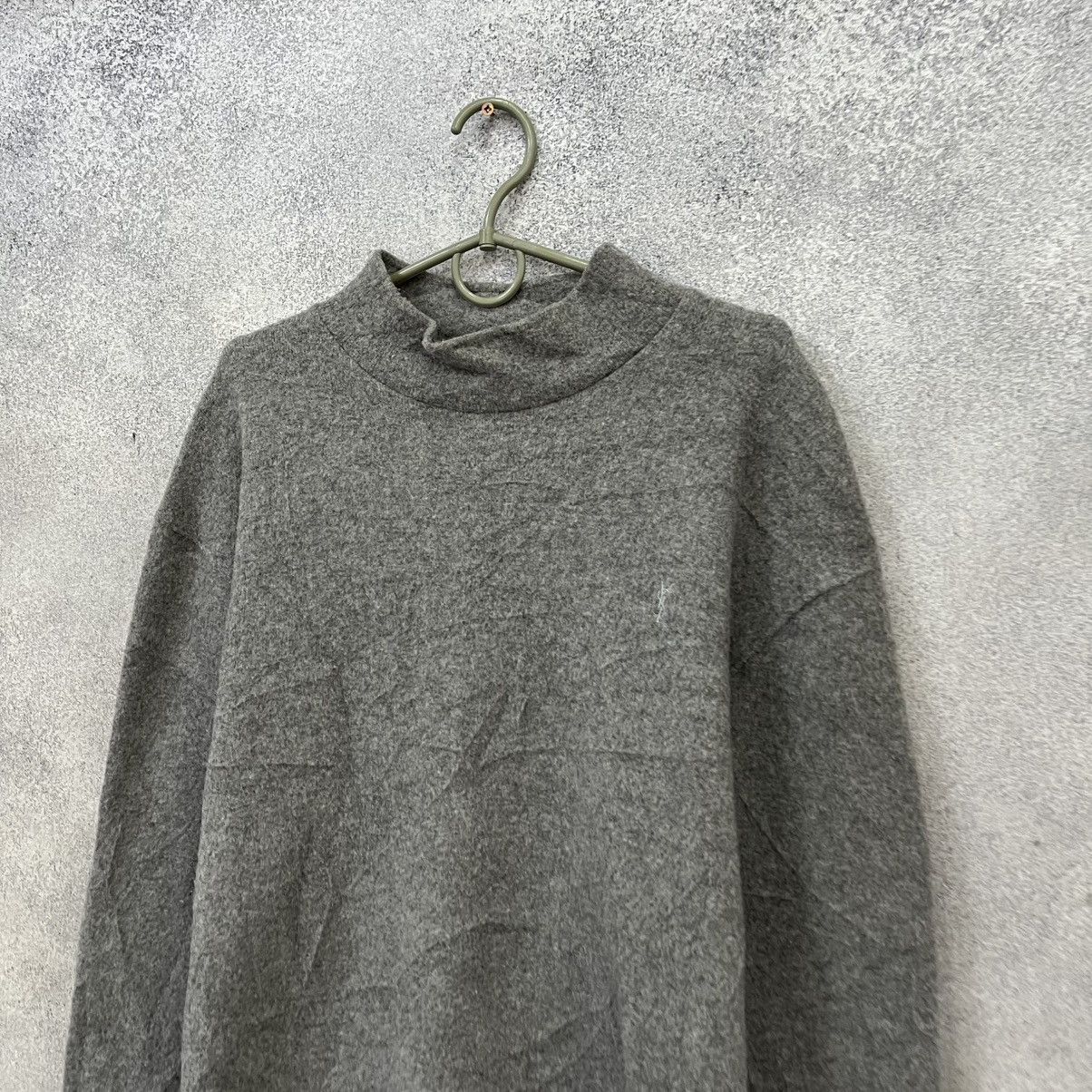 Yves Saint Laurent Yves Saint Laurent Crewneck Sweater Size S Size US S / EU 44-46 / 1 - 2 Thumbnail