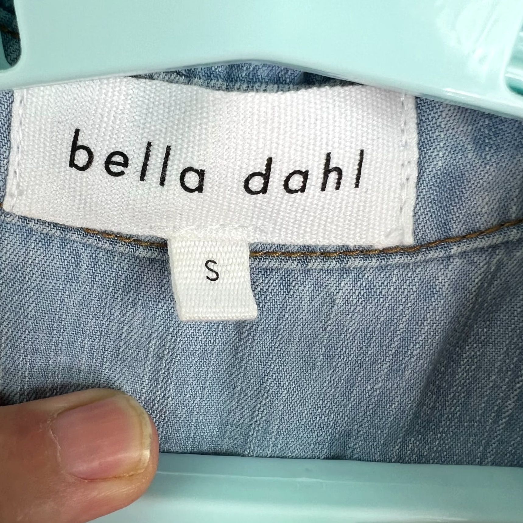 Bell Bella Dahl Denim Blouse 3/4 Sleeve Womens S Blue - Casual Workwear Shirt, Lyocell Denim, Button Front, Pockets, Classic Style Women’s Size S Size S / US 4 / IT 40 - 5 Thumbnail