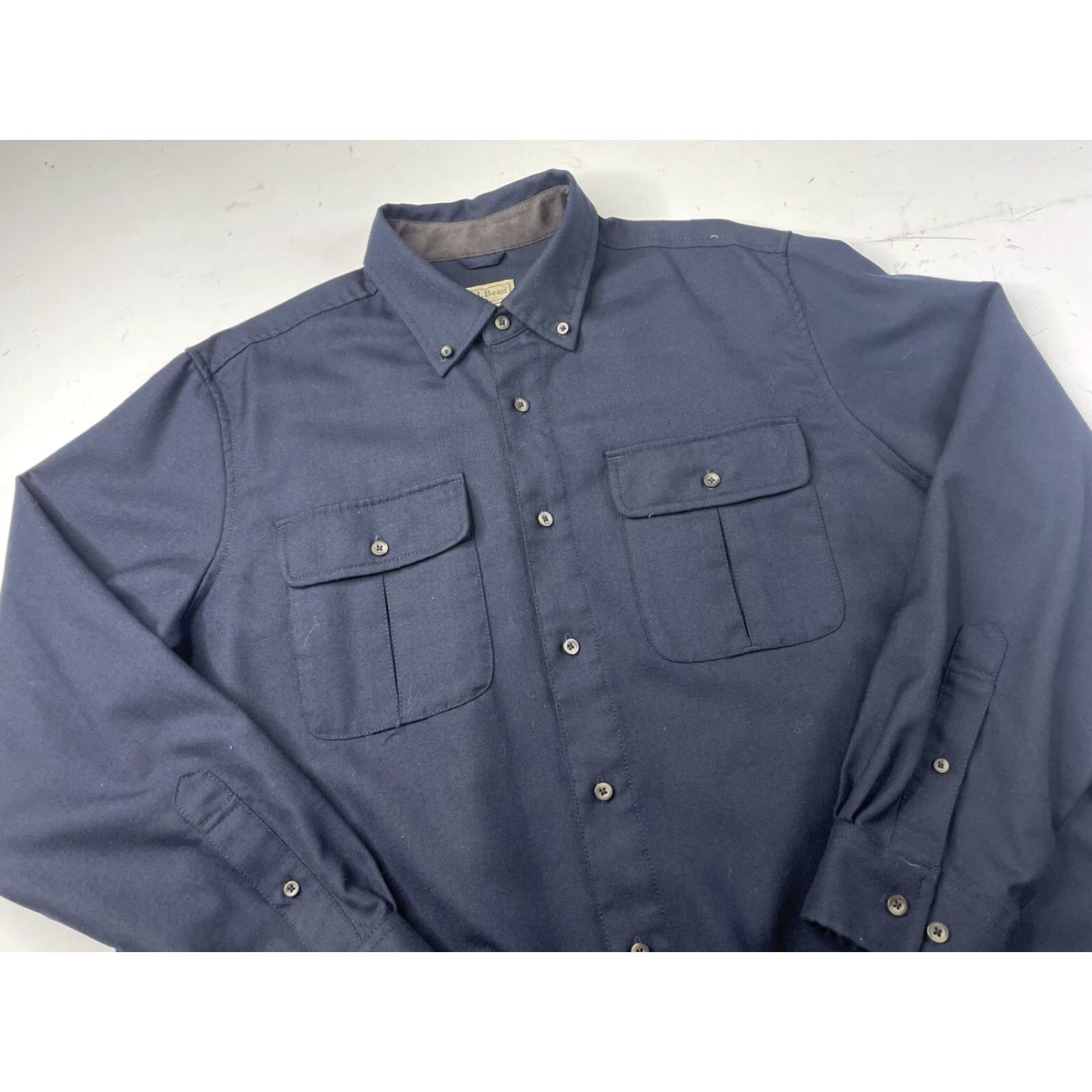 Vintage VINTAGE L.L. Bean Button-Down Shirt Men’s Large Wool 100% Navy Blue Hunting Outdoors Casual/Classic USA Pockets Heavyweight Long Sleeve Size US L / EU 52-54 / 3 - 2 Thumbnail