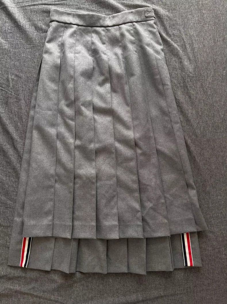 Thom Browne Thom Browne Medium and long pleated skirt Size 24" / US 00 / IT 34 - 1 Thumbnail