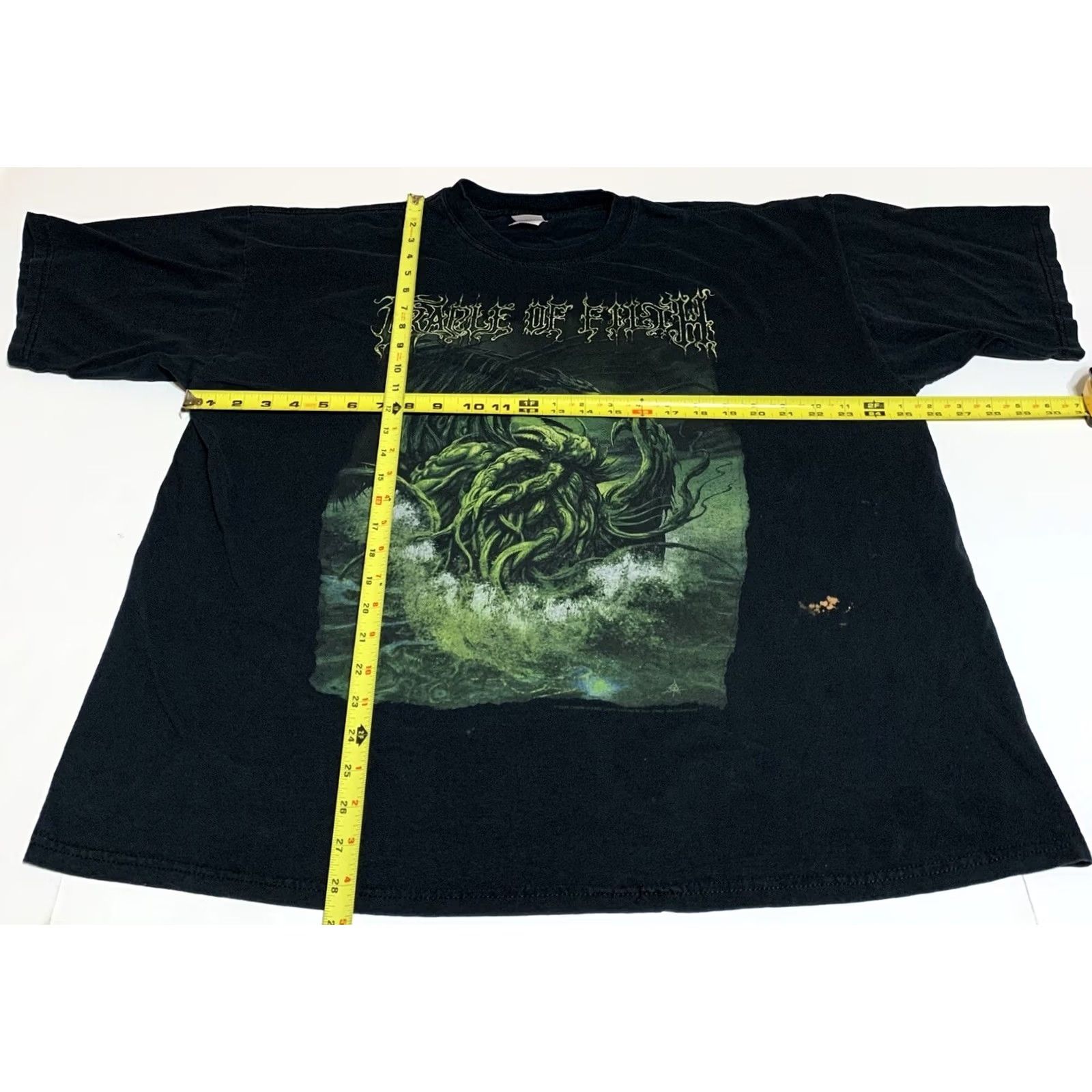 Gildan Cradle of Filth Mother of Abominations T Shirt 2 Sided XXL Distressed Black Short Sleeve Crew Neck Men 2XL Graphic Tee Music Vintage 2000s Size US XXL / EU 58 / 5 - 5 Thumbnail