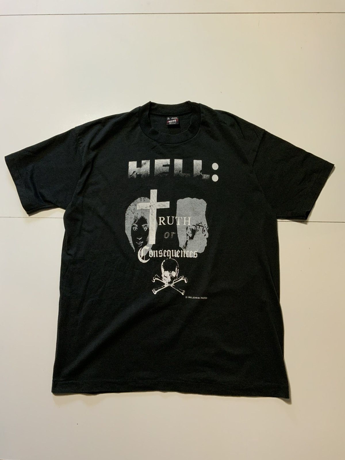 Vintage VTG 1995 Hell Truth Or Consequences Single Stitch T-Shirt Size US XL / EU 56 / 4 - 2 Thumbnail