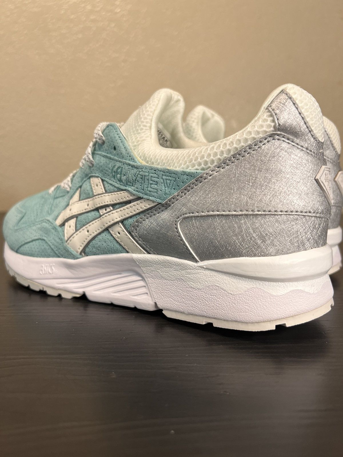 Asics × Diamond Supply Co. × Ronnie Fieg Asics Gel-Lyte V x Diamond Supply x Kith x Ronnie Fieg 9.5 Size US 9.5 / EU 42-43 - 12 Thumbnail