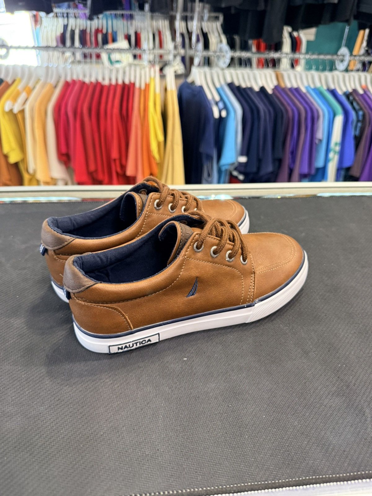 Nautica Nautica Berrian 4 Brown Casual Kids Sneakers Size US 5 / EU 37 - 4 Thumbnail